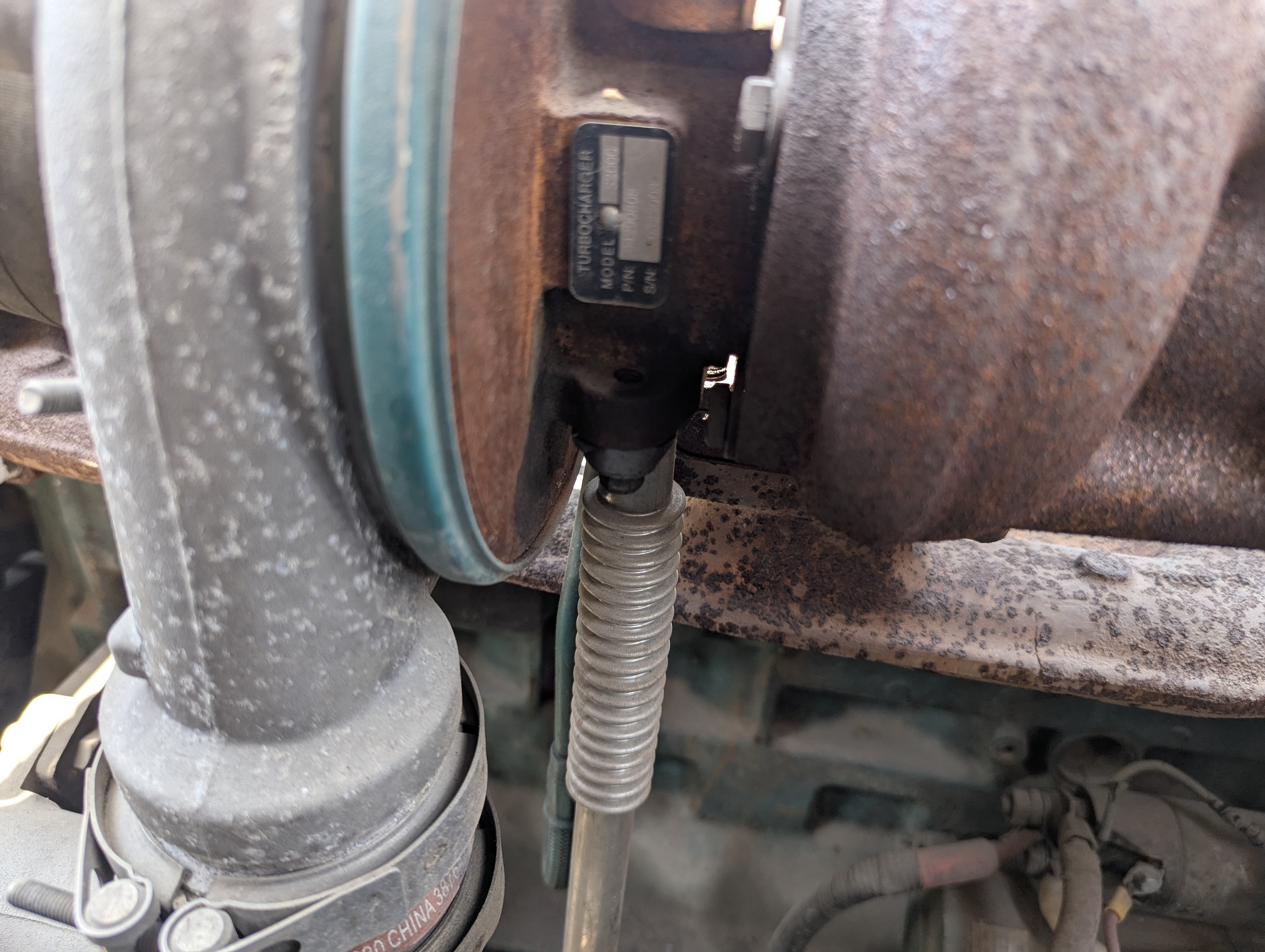 LEX-008-Volvo-EC480DL-Large-excavators-inspection-Engine-Turbo-1