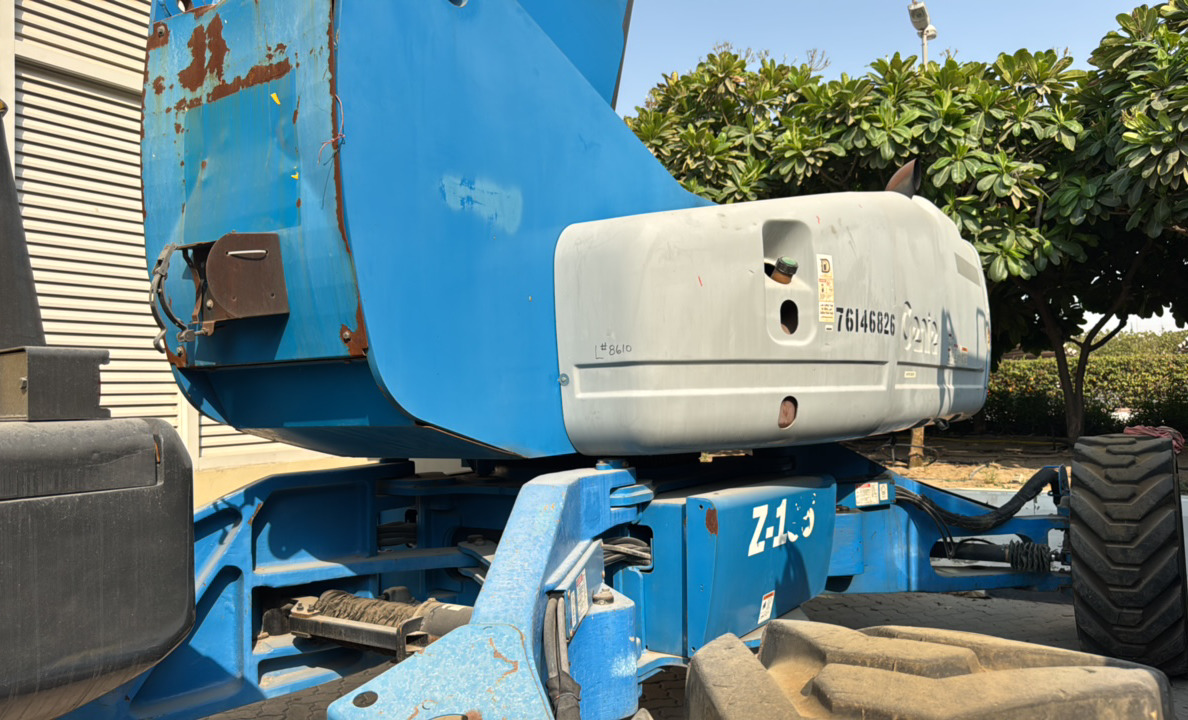 BLA-022-Genie-Z-135/70-Boom-lifts-inspection-Structure-Paint-1