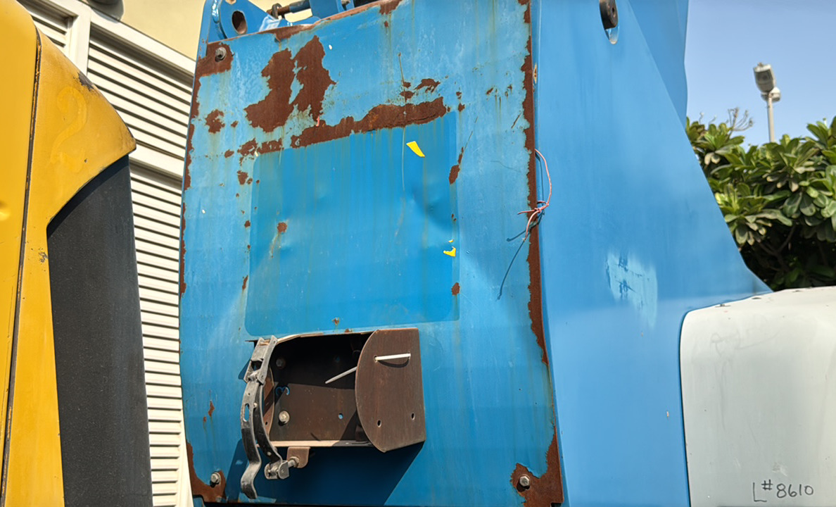 BLA-022-Genie-Z-135/70-Boom-lifts-inspection-Chassis-Boom-frame-1