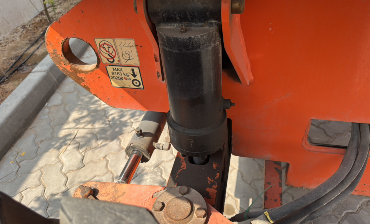 BLA-023-جي-إل-جي-860SJ-رافعات-ذراع-فحص-الهيدروليك-اسطوانات-القيادة-1