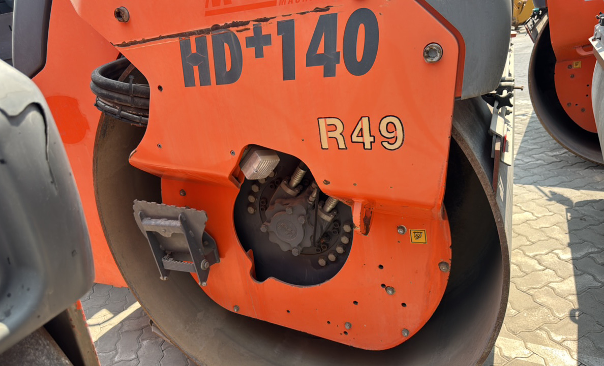 SRC-012-Hamm-HD-140-VV-Tandem-rollers-inspection-Chassis-Rear-drum-forks-1