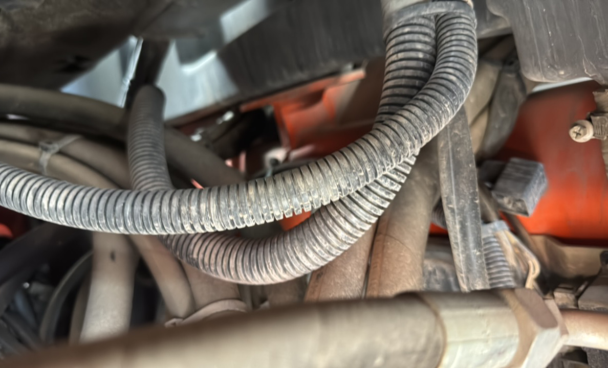 SRC-012-Hamm-HD-140-VV-Tandem-rollers-inspection-Hydraulics-Wiring-harness-1