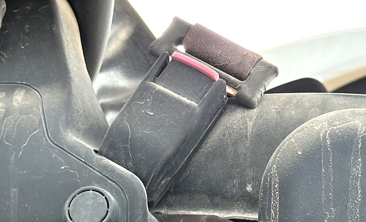 SRC-012-Hamm-HD-140-VV-Tandem-rollers-inspection-Safety-Seat-belts-1