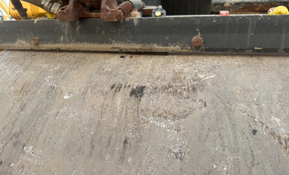 SRC-015-Bomag-BW-206-AD-05-Tandem-rollers-inspection-Structure-Rear-scrapers-1