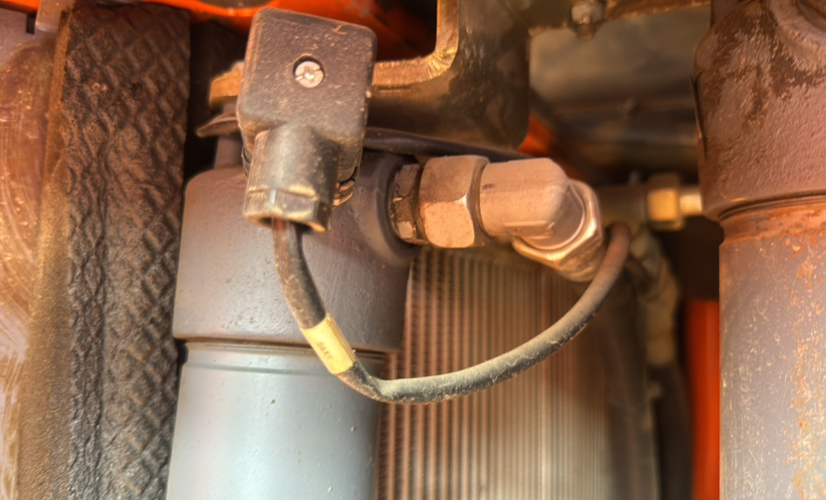 SRC-013-Hamm-HD-140-VV-HV-Tandem-rollers-inspection-Hydraulics-Wiring-harness-1