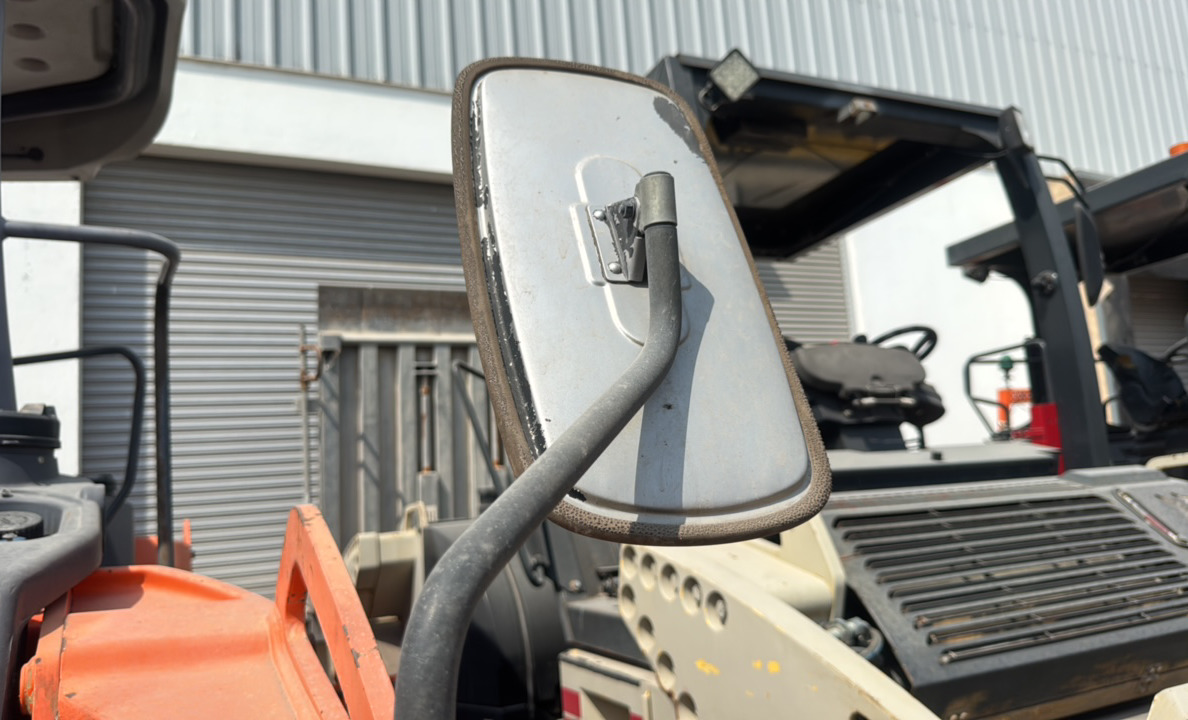 SRC-013-Hamm-HD-140-VV-HV-Tandem-rollers-inspection-Cabin-Mirrors-1