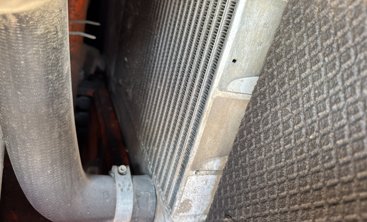 SRC-013-Hamm-HD-140-VV-HV-Tandem-rollers-inspection-Engine-Radiator,-condenser,-intercooler,-hydraulic-cooler-1