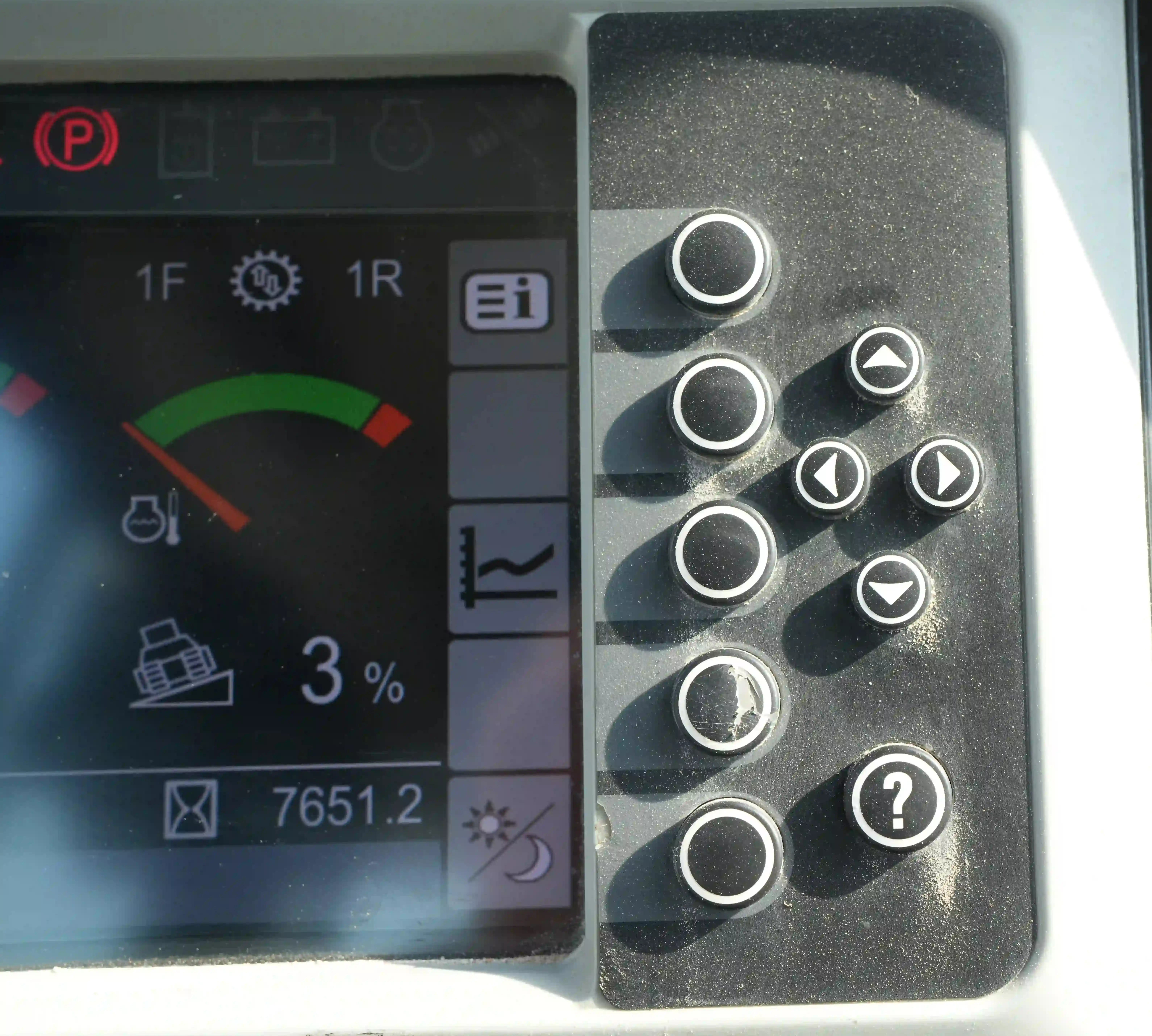 CDB-002-Cat-D8T-crawler-dozer-inspection-general-hour-meter