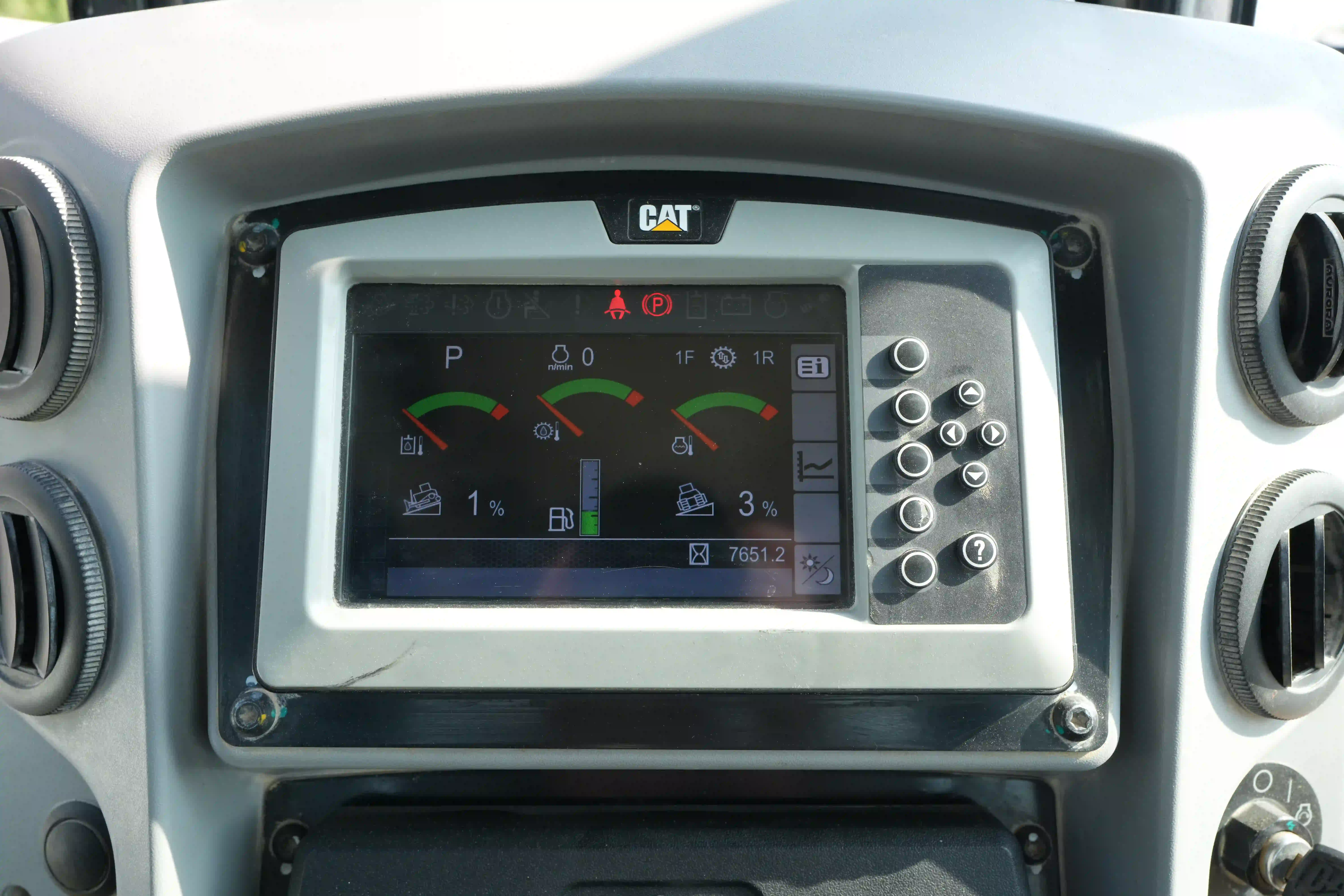 CDB-002-Cat-D8T-crawler-dozer-inspection-cabin-instrument-cluster