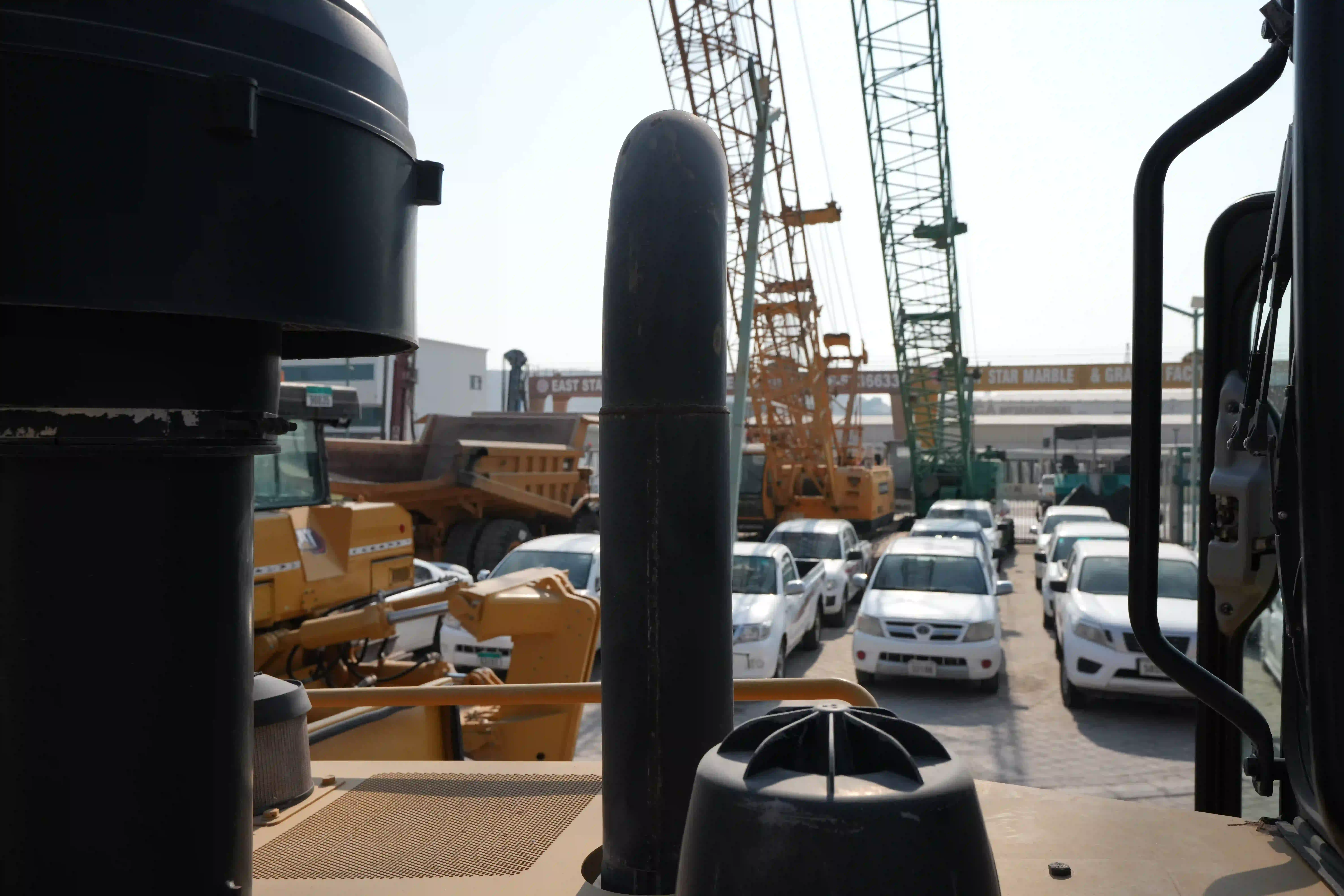 CDB-002-Cat-D8T-crawler-dozer-inspection-engine-exhaust-system-1
