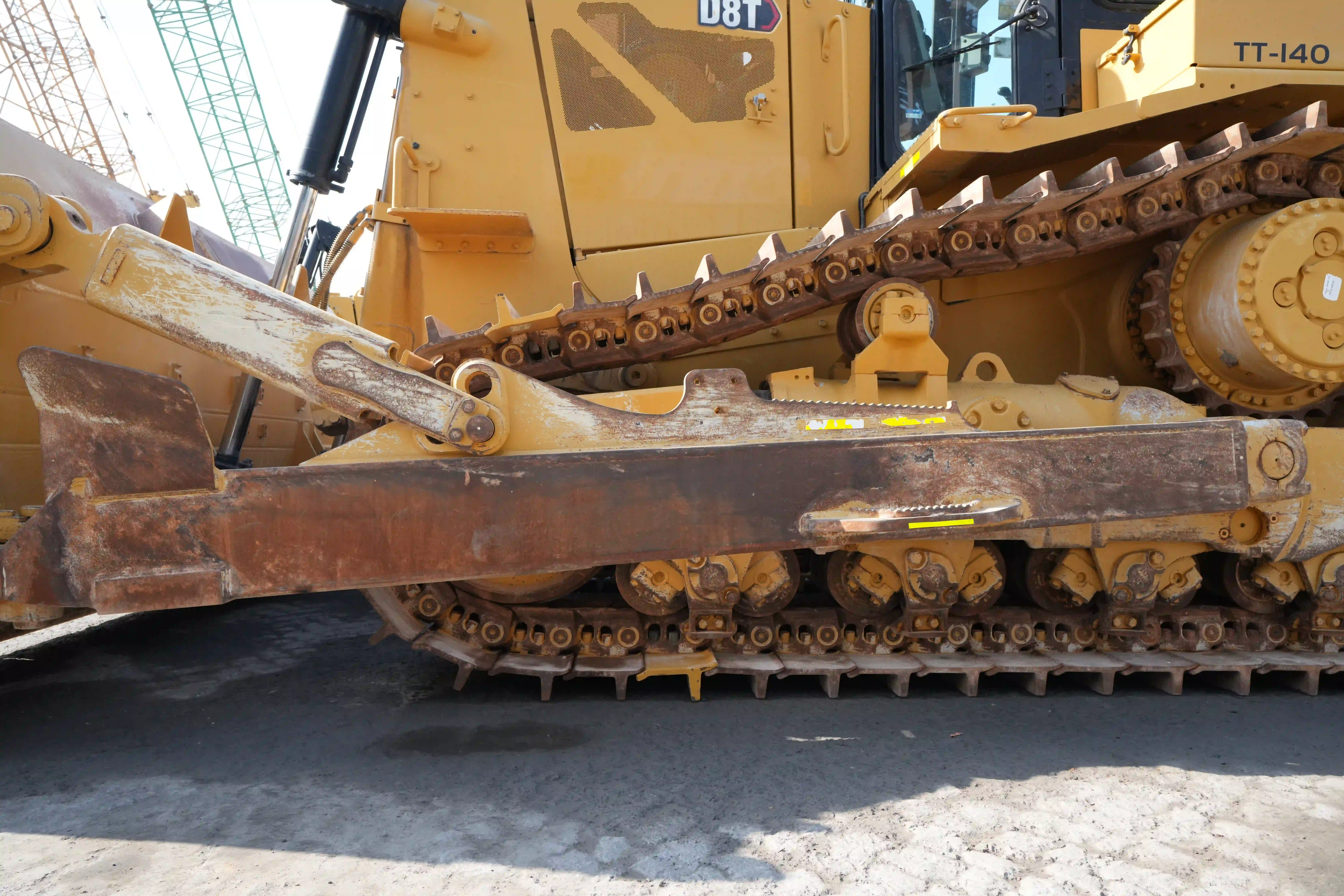 CDB-002-Cat-D8T-crawler-dozer-inspection-attachments-push-arm-4