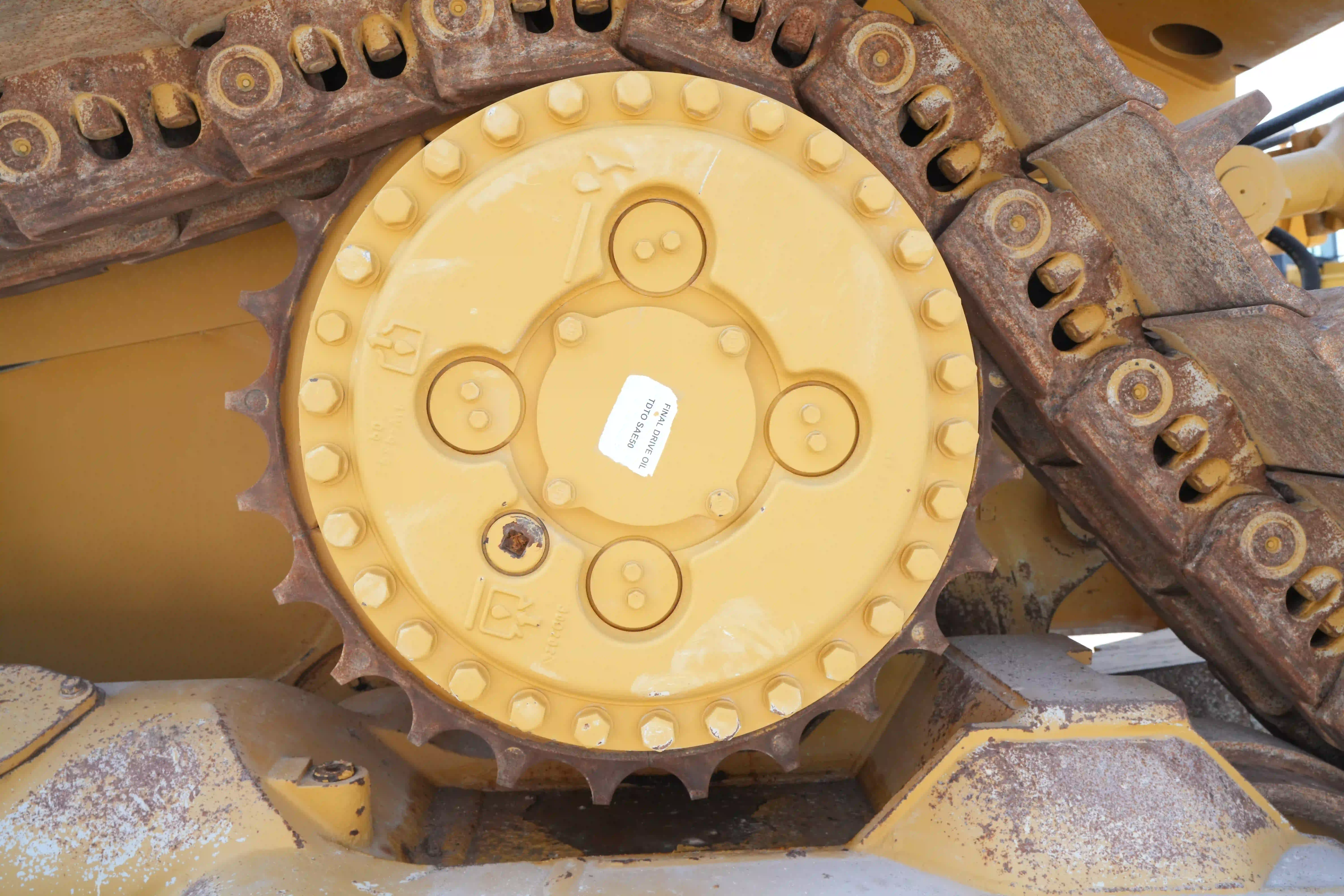 CDB-002-Cat-D8T-crawler-dozer-inspection-undercarriage-left-sprocket-1
