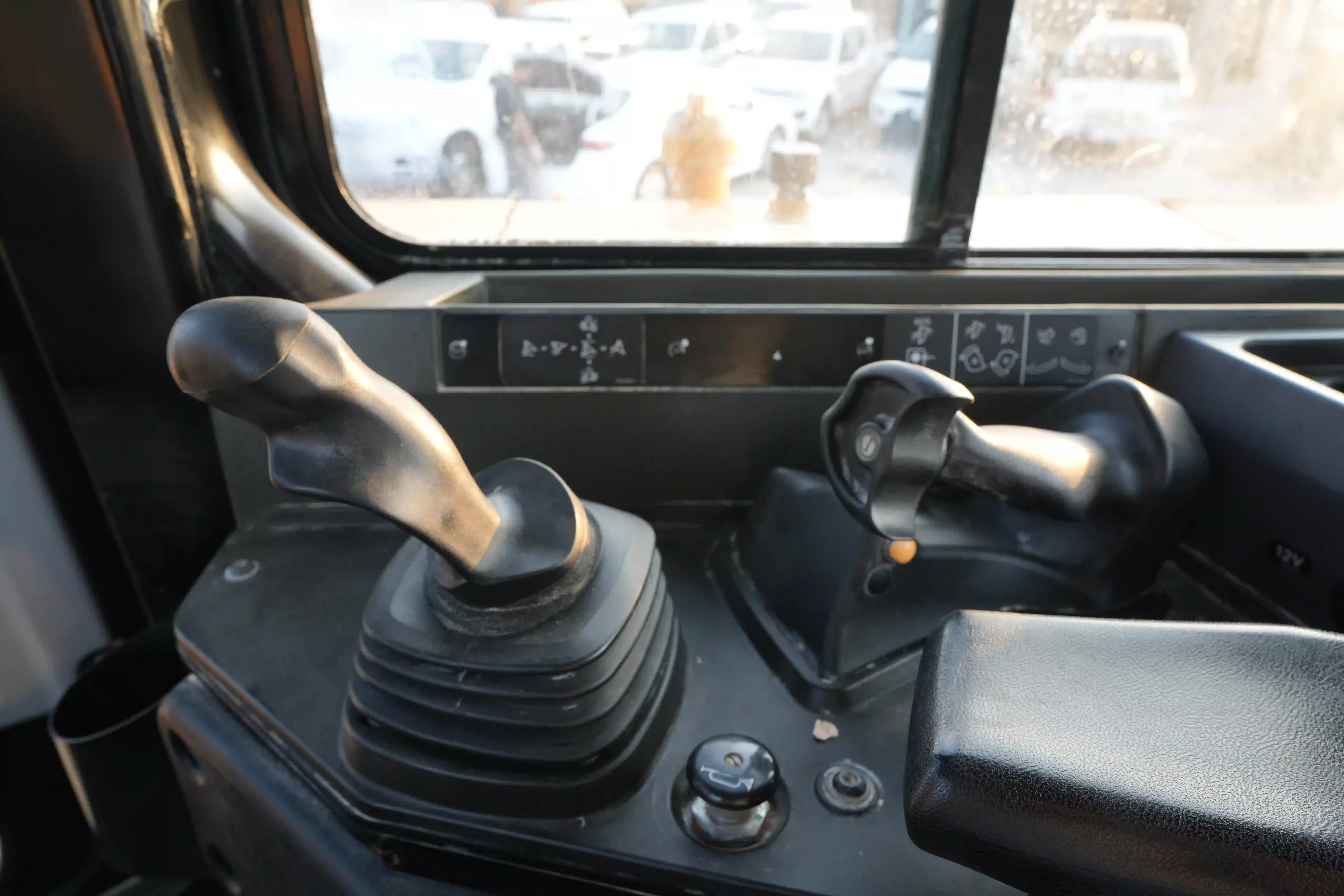CDB-003-Cat-D8T-crawler-dozer-inspection-cabin-joysticks-1