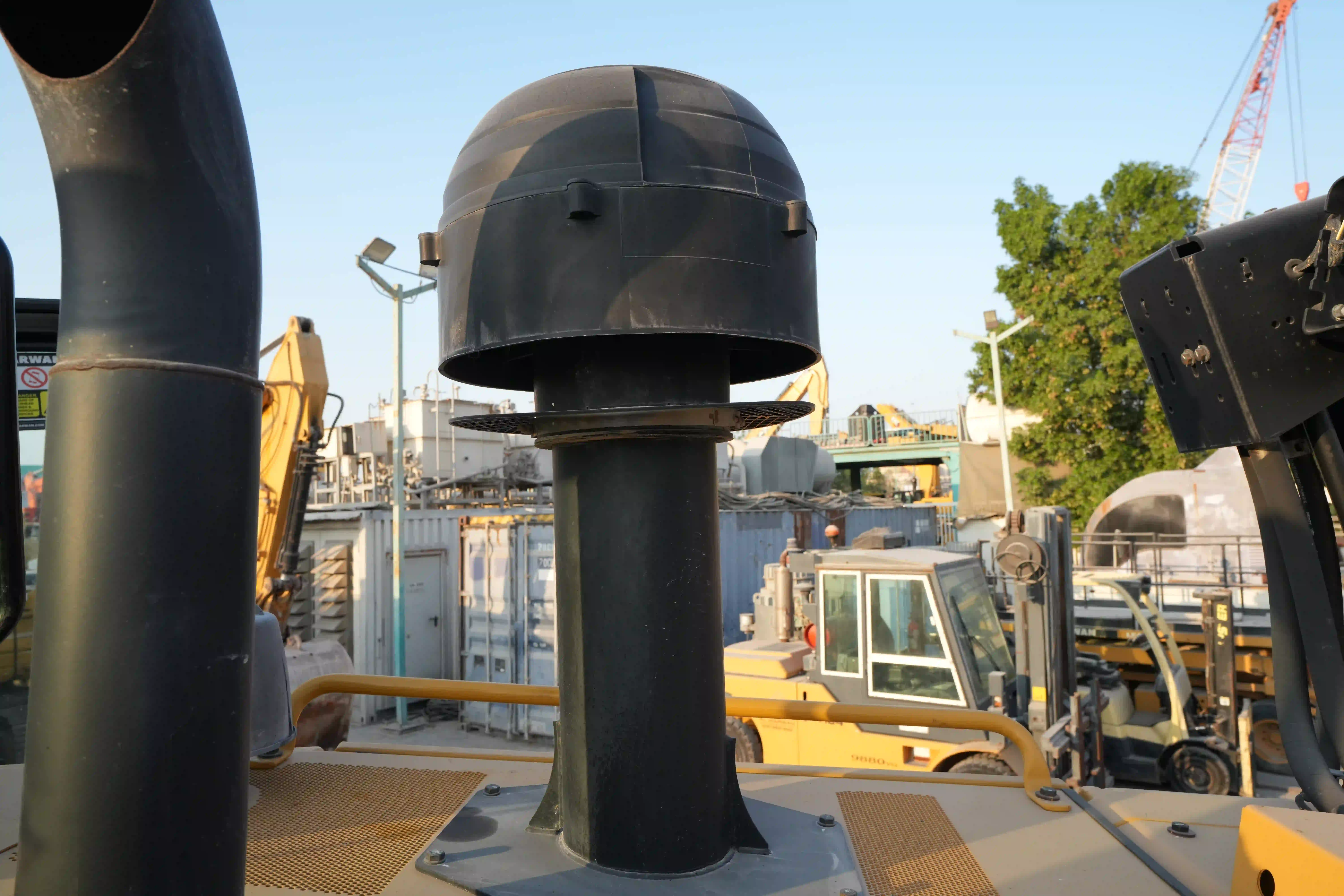 CDB-003-Cat-D8T-crawler-dozer-inspection-engine-air-intake-system-2