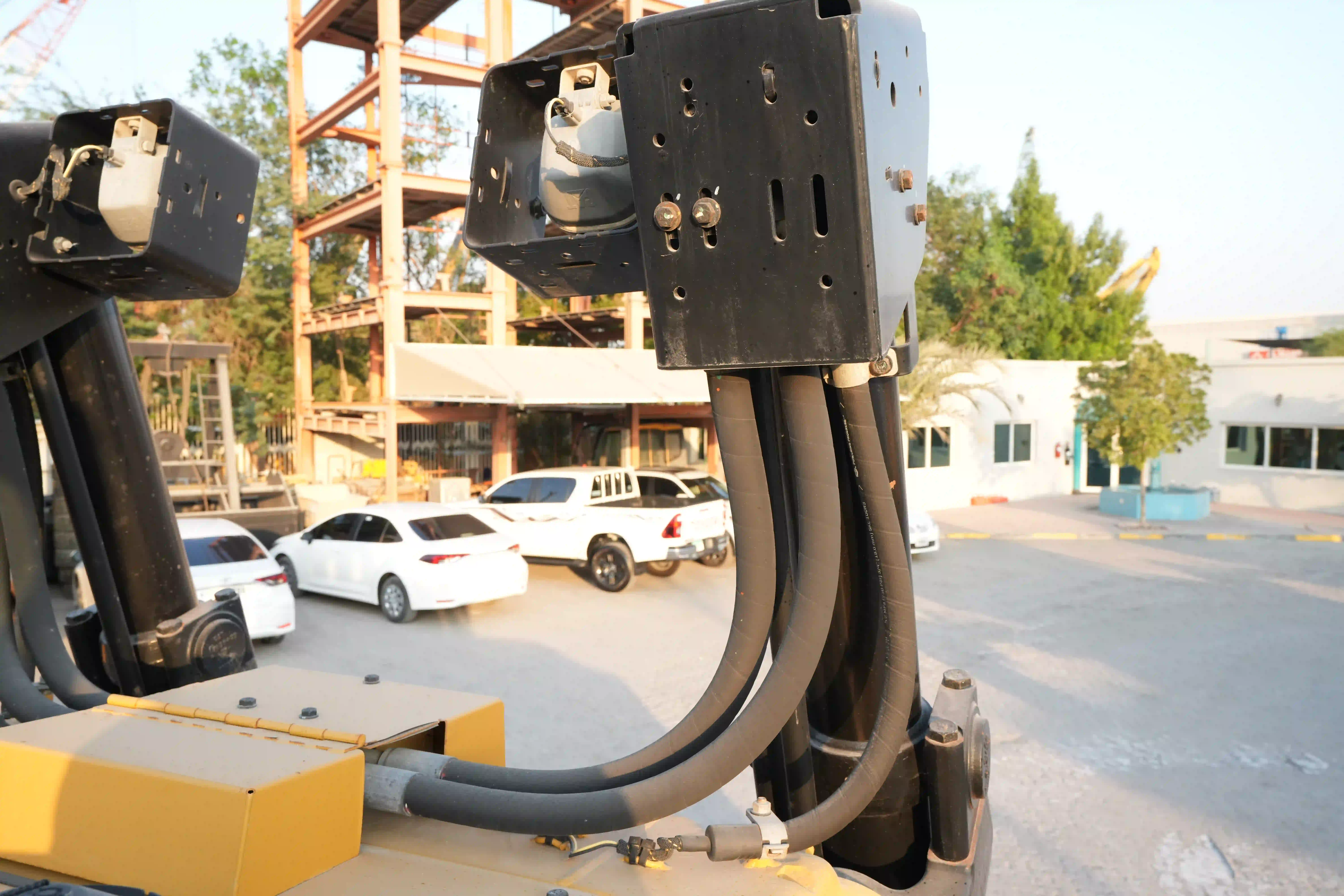 CDB-003-Cat-D8T-crawler-dozer-inspection-hydraulics-hydraulic-hoses-and-lines-1