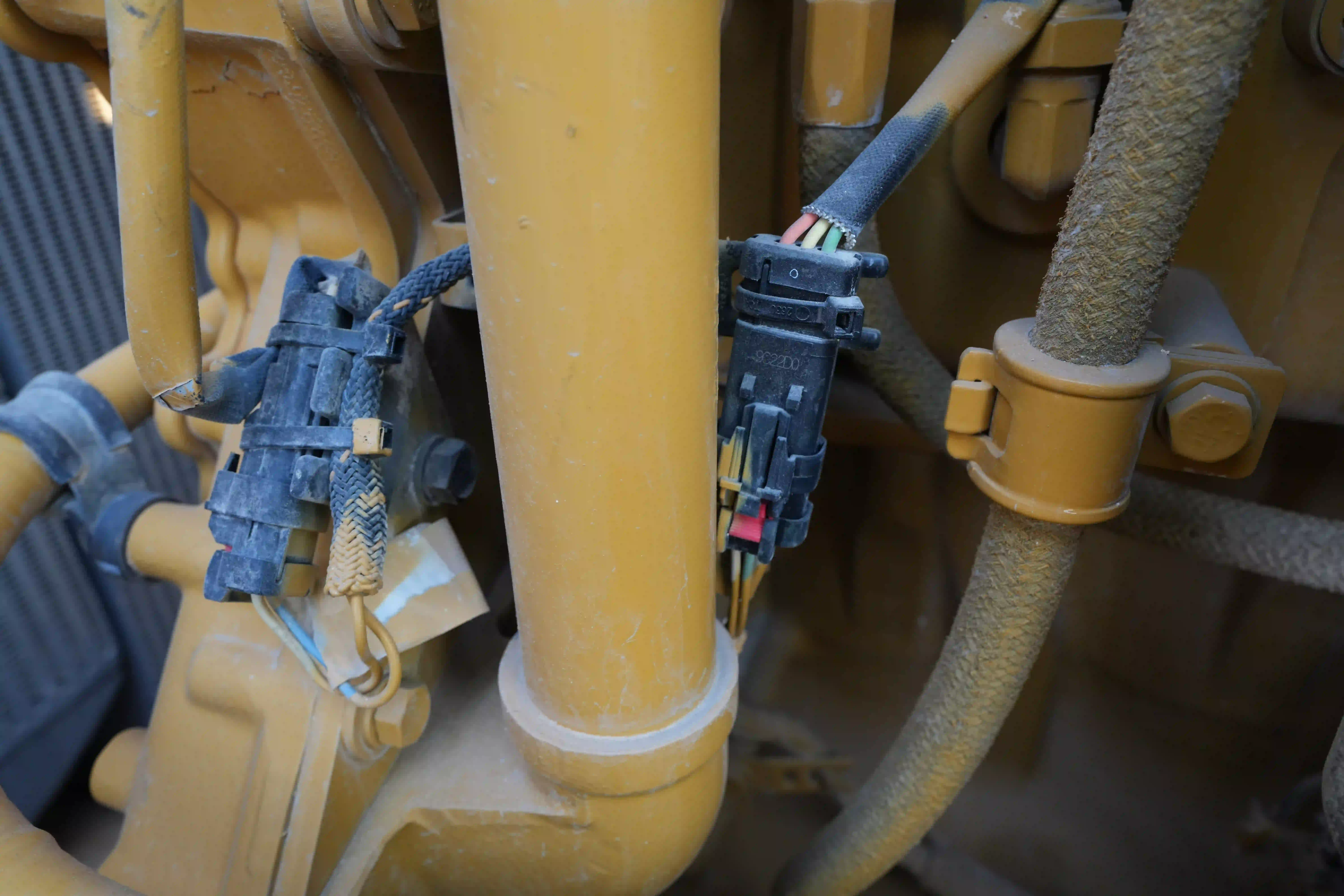 CDB-003-Cat-D8T-crawler-dozer-inspection-electronics-main-harness-1