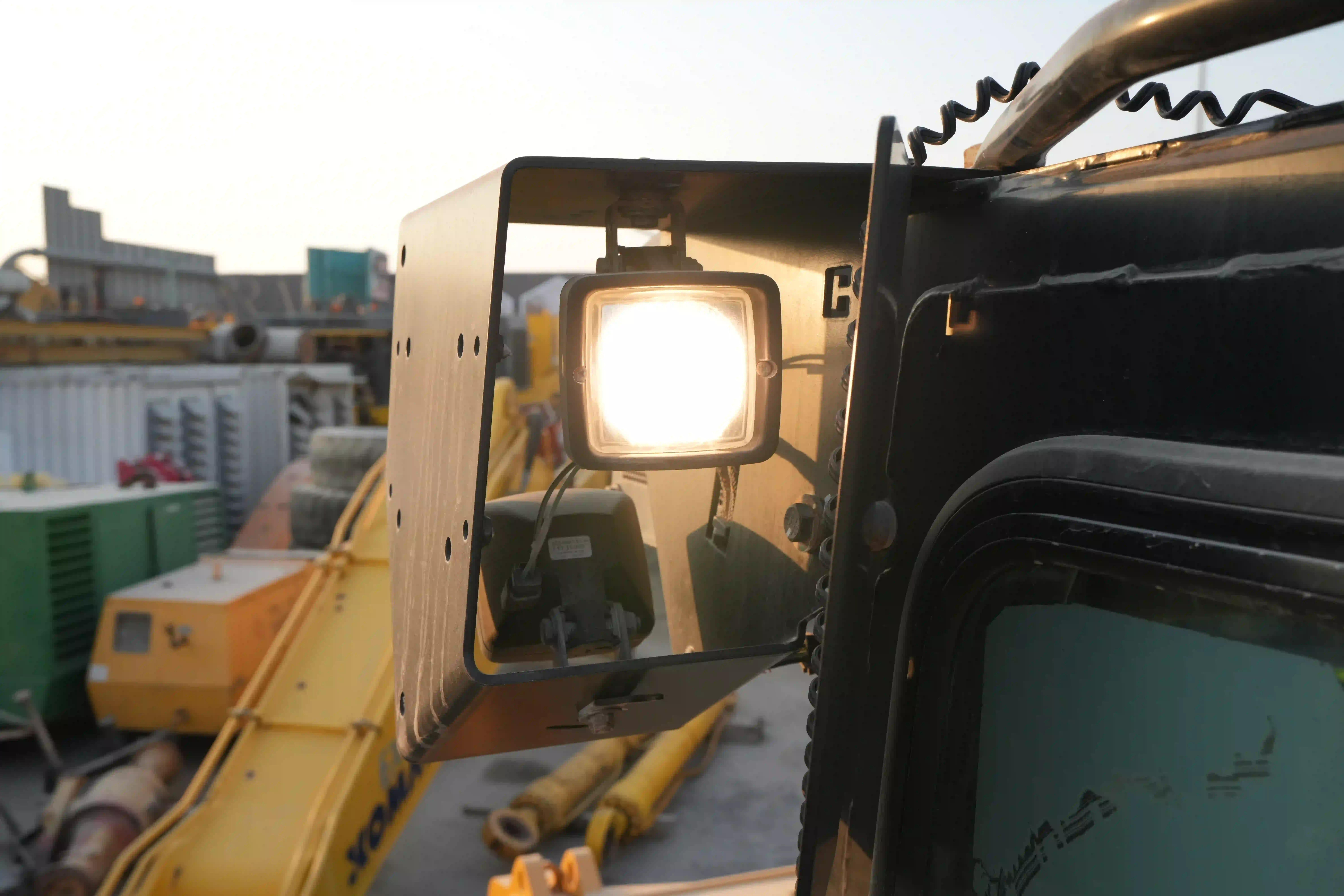 CDB-003-Cat-D8T-crawler-dozer-inspection-electronics-lights-and-signals-3