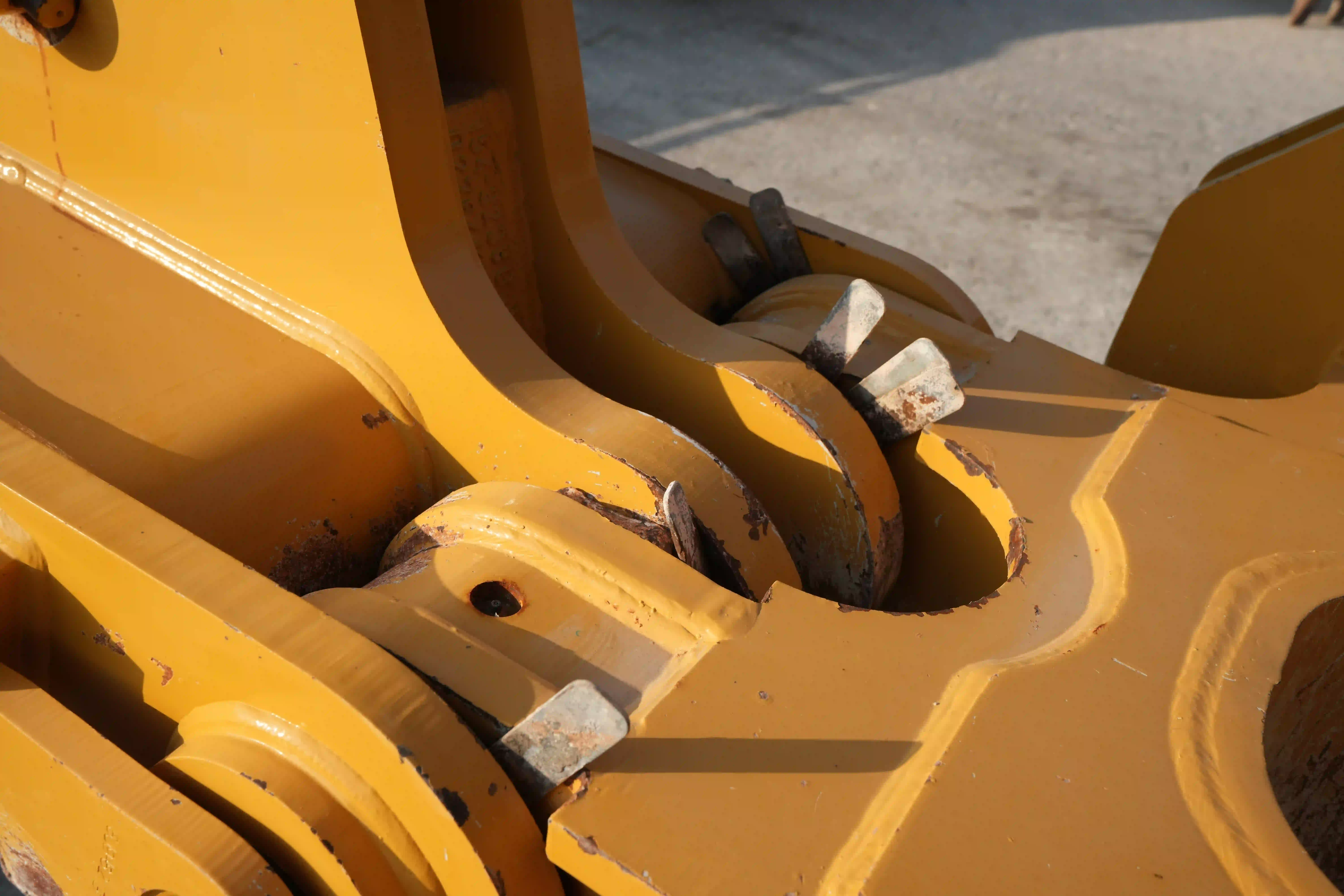 CDB-003-Cat-D8T-crawler-dozer-inspection-attachments-ripper-3