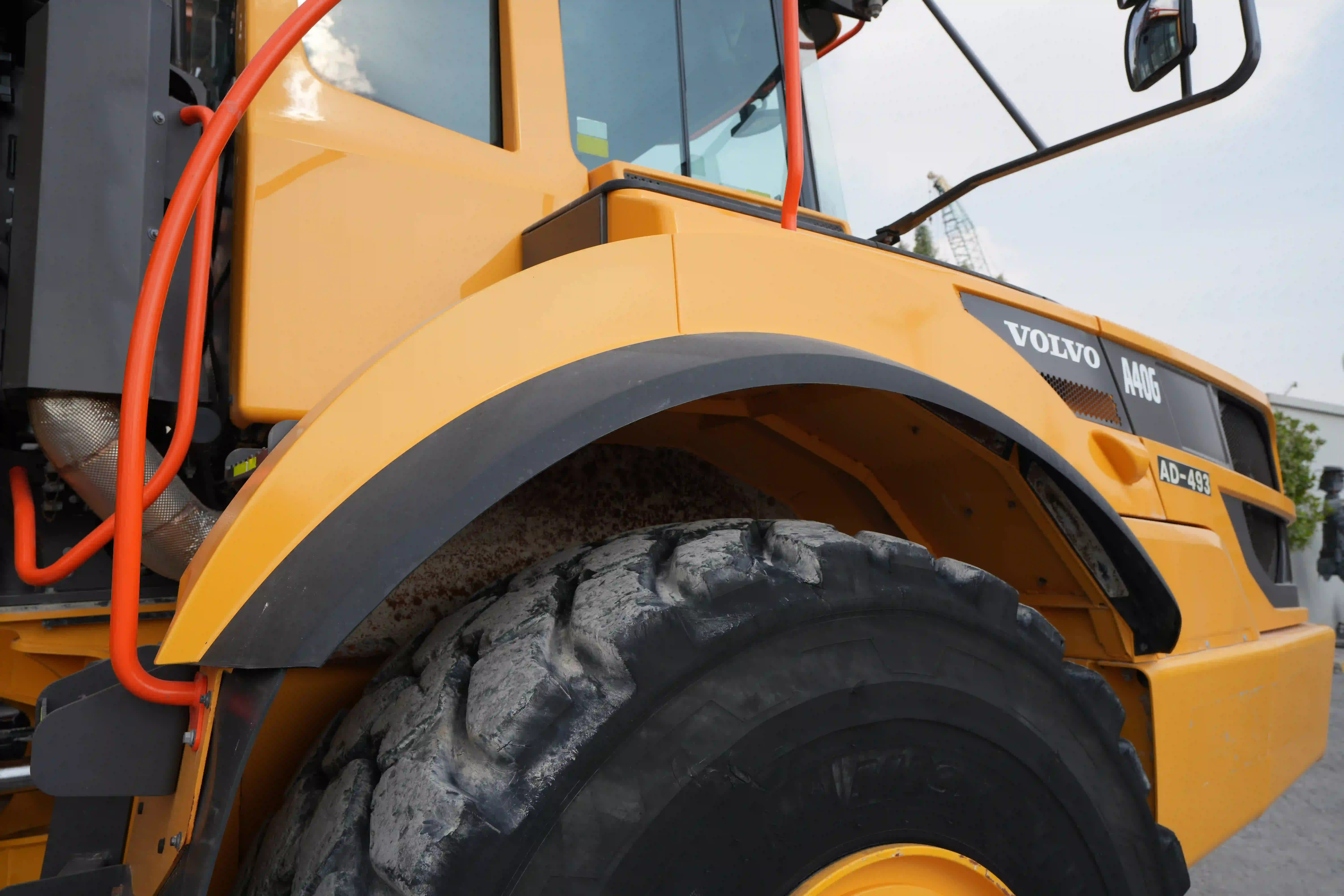 ADT-003-Volvo-A40G-articulated-dump-truck-inspection-structure-sheet-metal-fiberglass-1