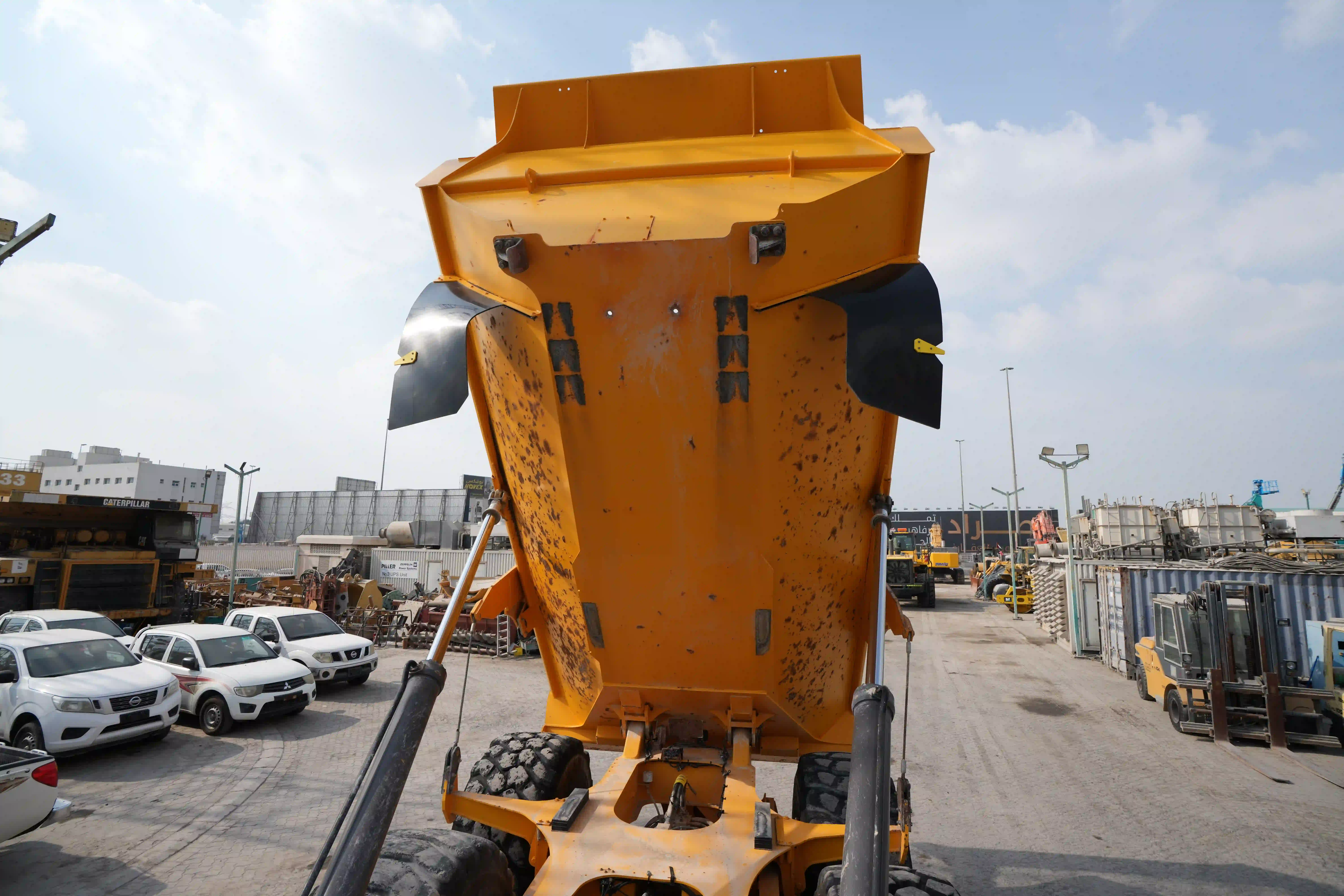 ADT-003-Volvo-A40G-articulated-dump-truck-inspection-structure-drump-body-4