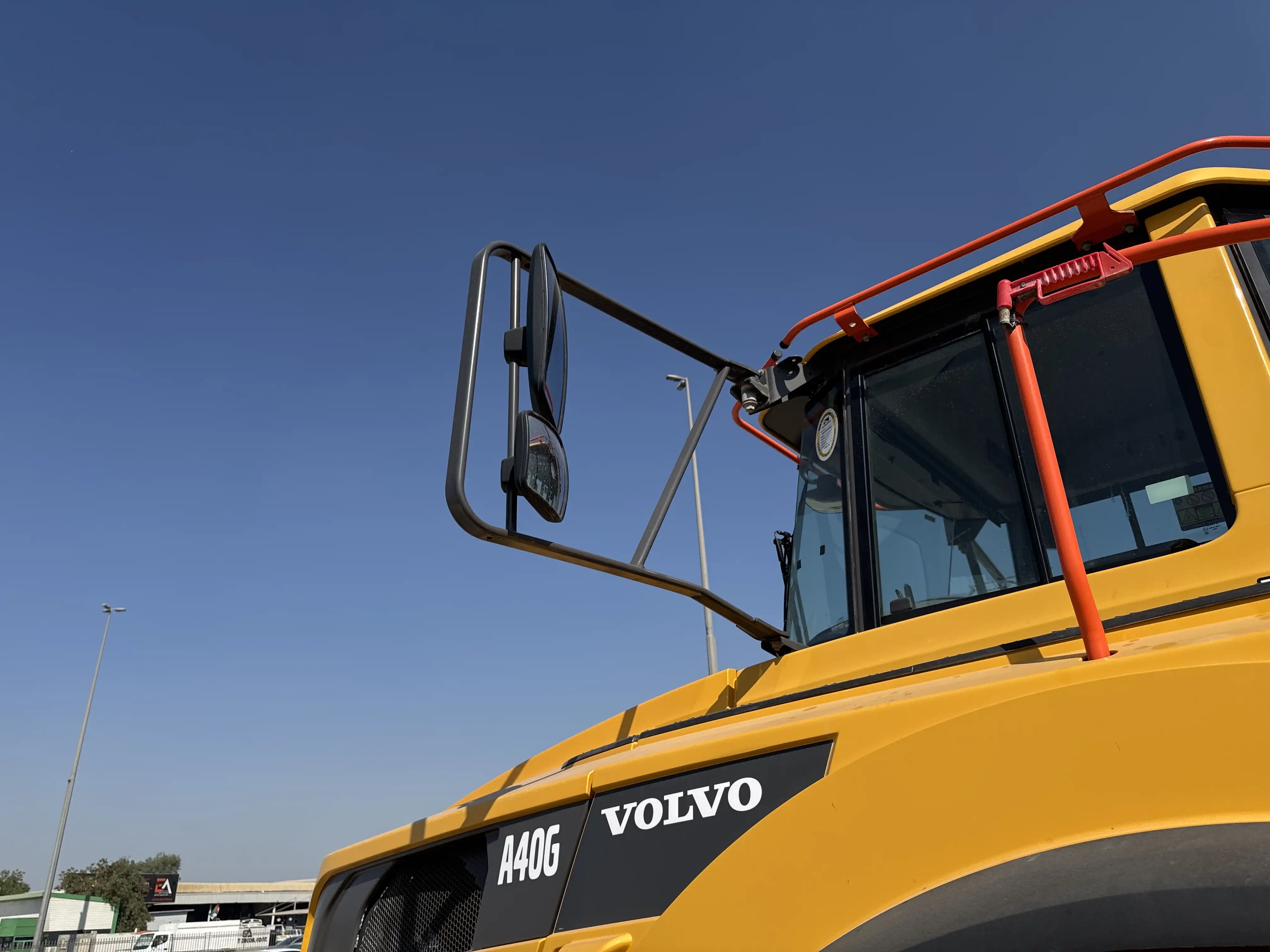 ADT-002-Volvo-A40G-articulated-dump-truck-inspection-cabin-mirrors-2