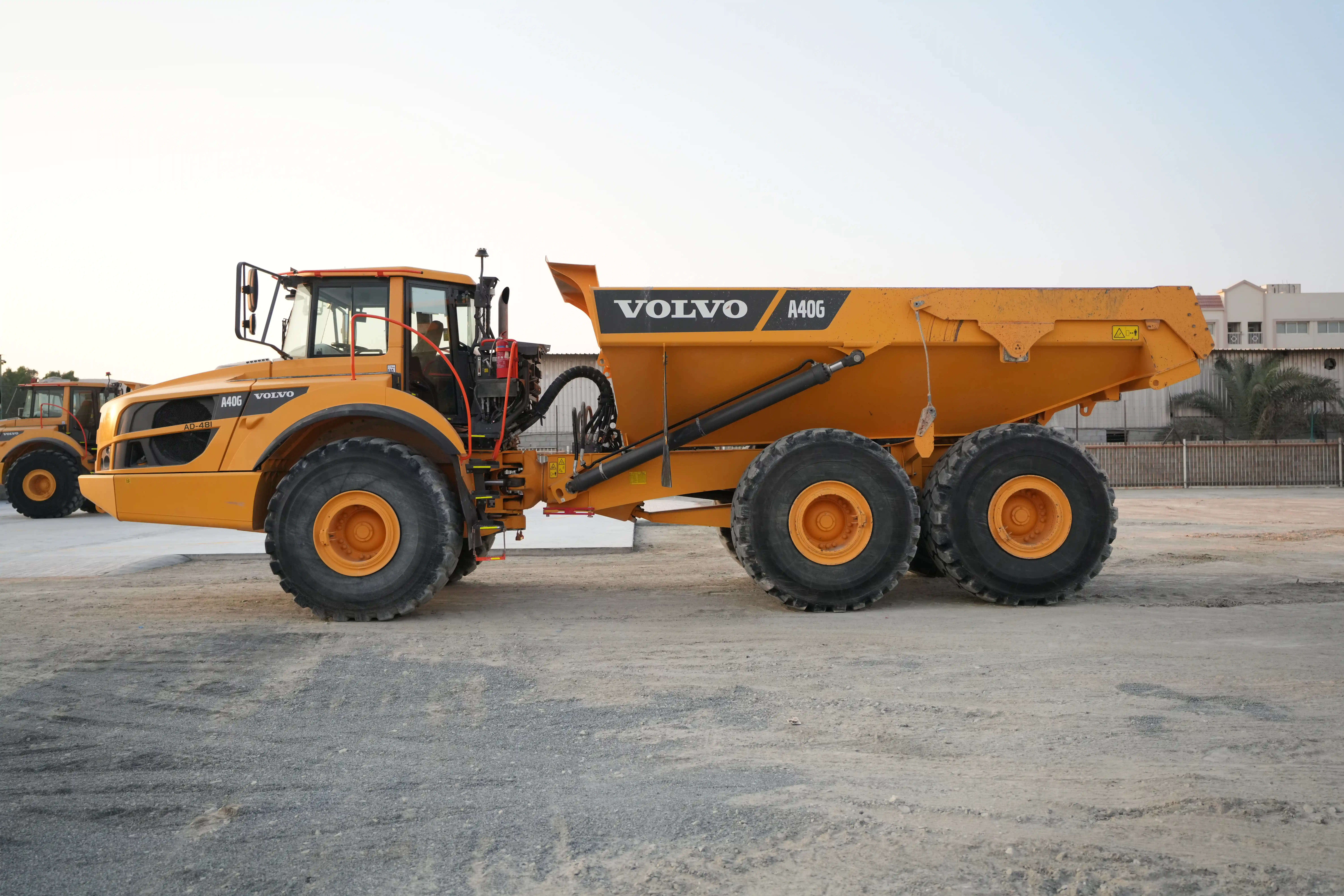 ADT-001-Volvo-A40G-articulated-dump-truck-inspection-structure-paint-1