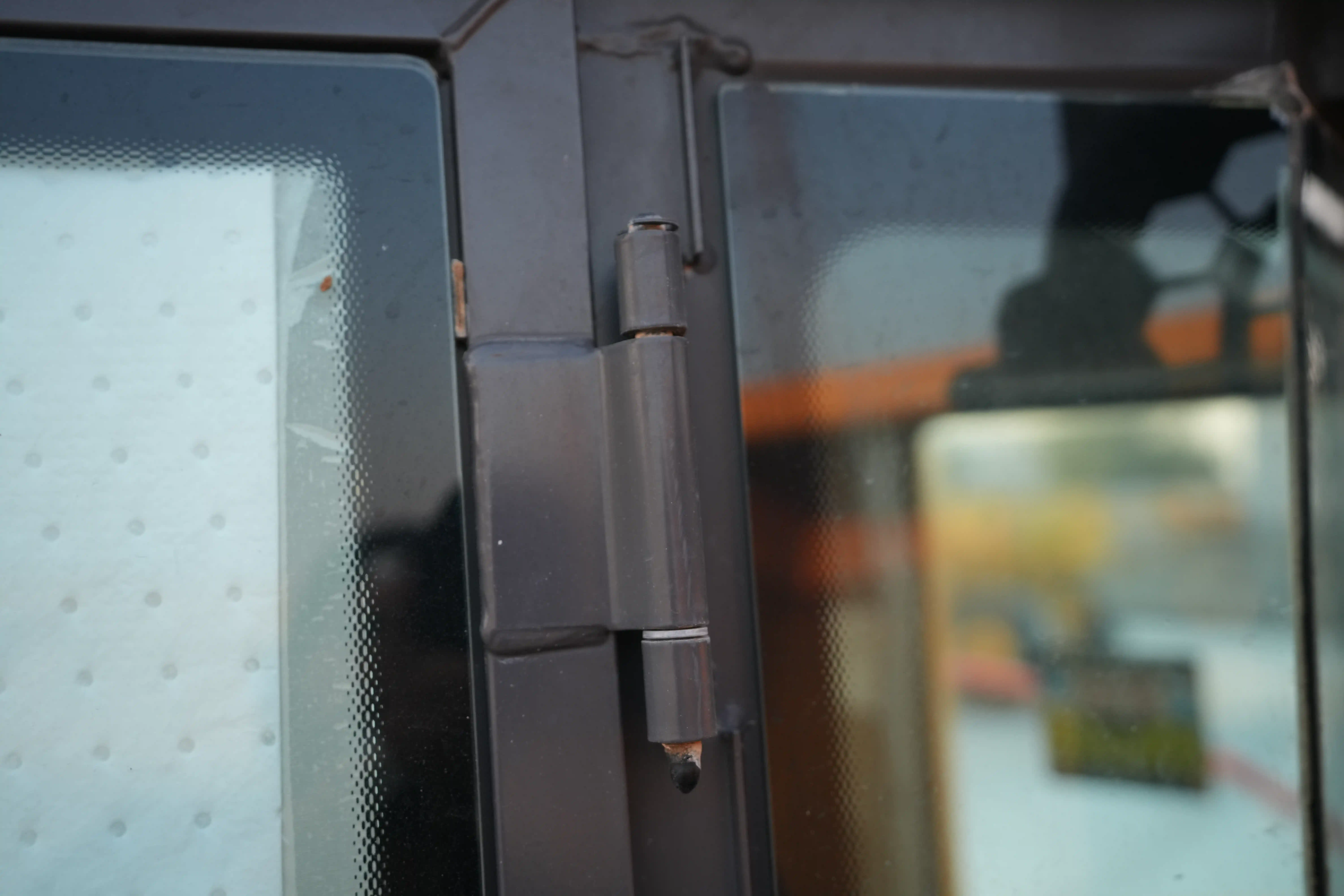 ADT-001-Volvo-A40G-articulated-dump-truck-inspection-structure-doors-2