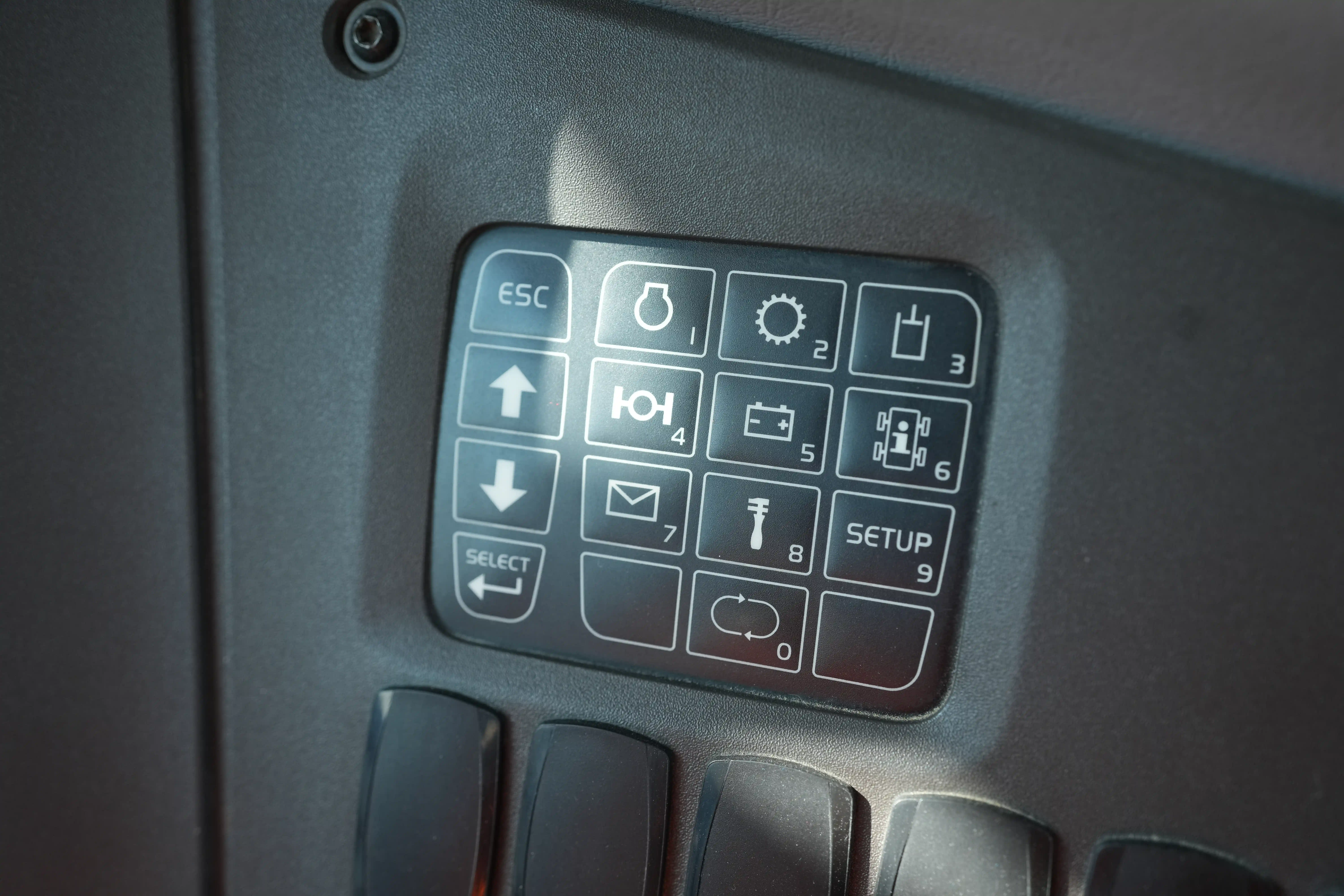 ADT-001-Volvo-A40G-articulated-dump-truck-inspection-cabin-instrument-cluster-2