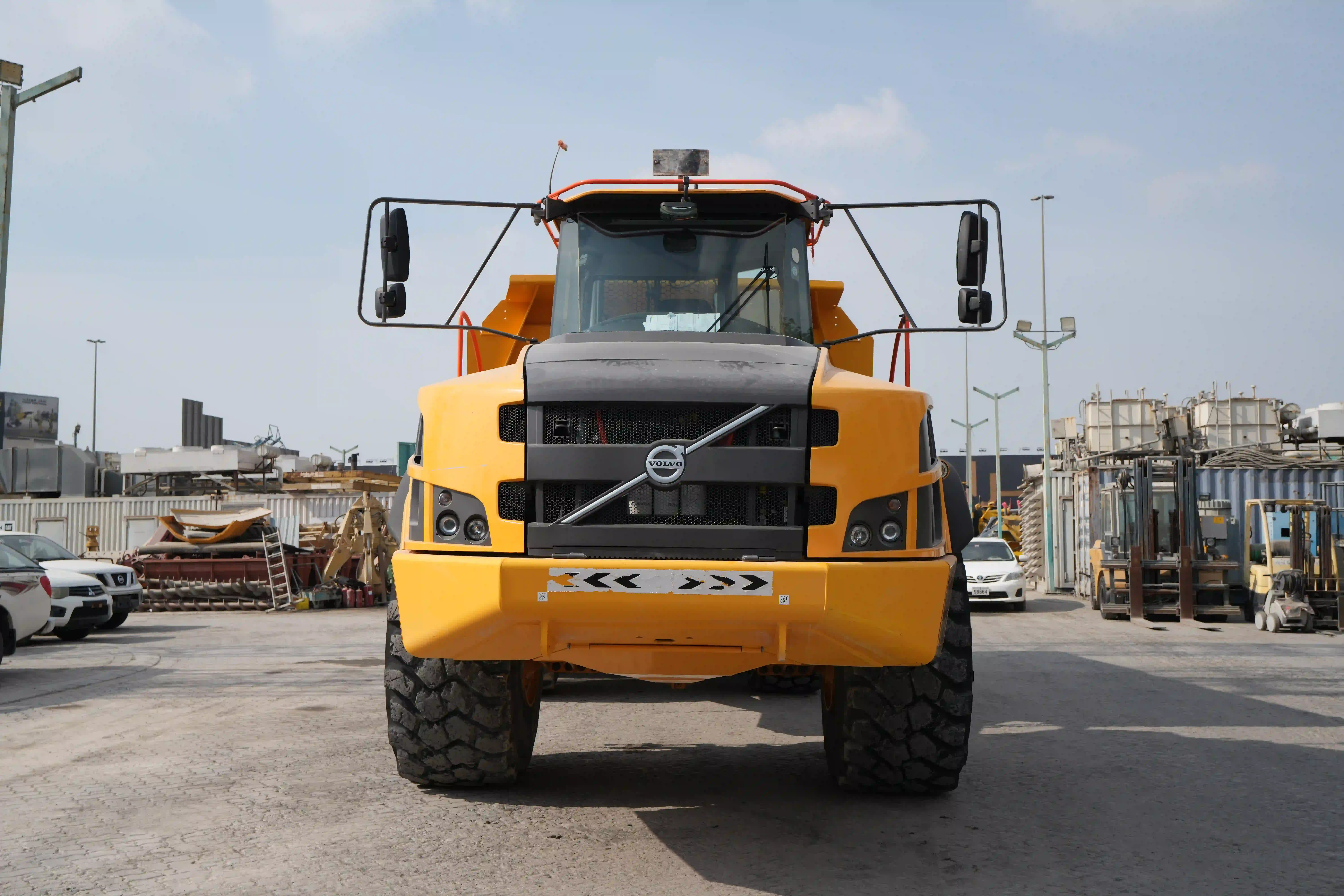 ADT-003-Volvo-A40G-articulated-dump-truck-inspection-structure-paint-3