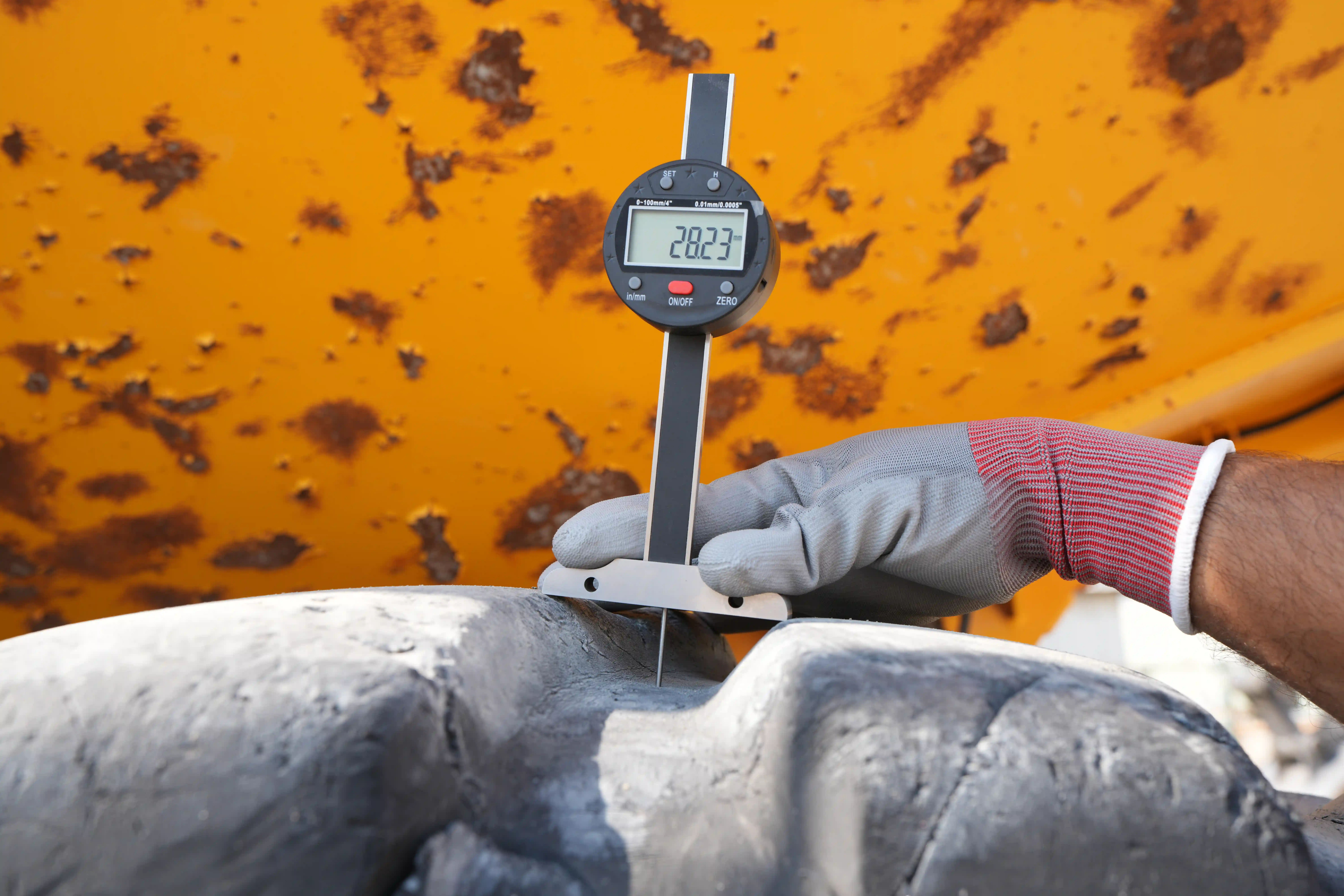 ADT-003-Volvo-A40G-articulated-dump-truck-inspection-chassis-left-rear-tire-tread-depth