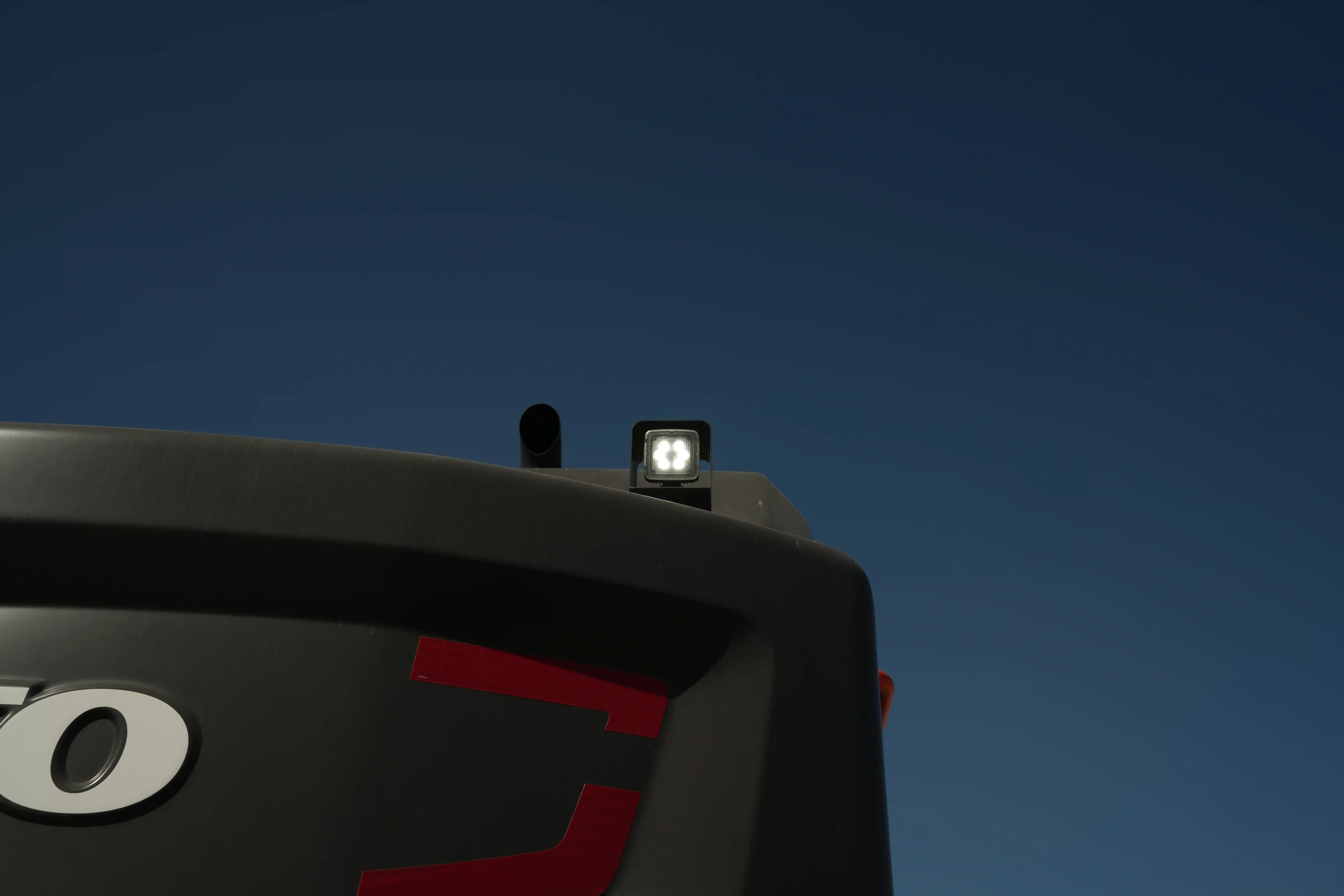 LEX-001-Volvo-EC550EL-large-excavator-inspection-electronics-lights-and-signals-1