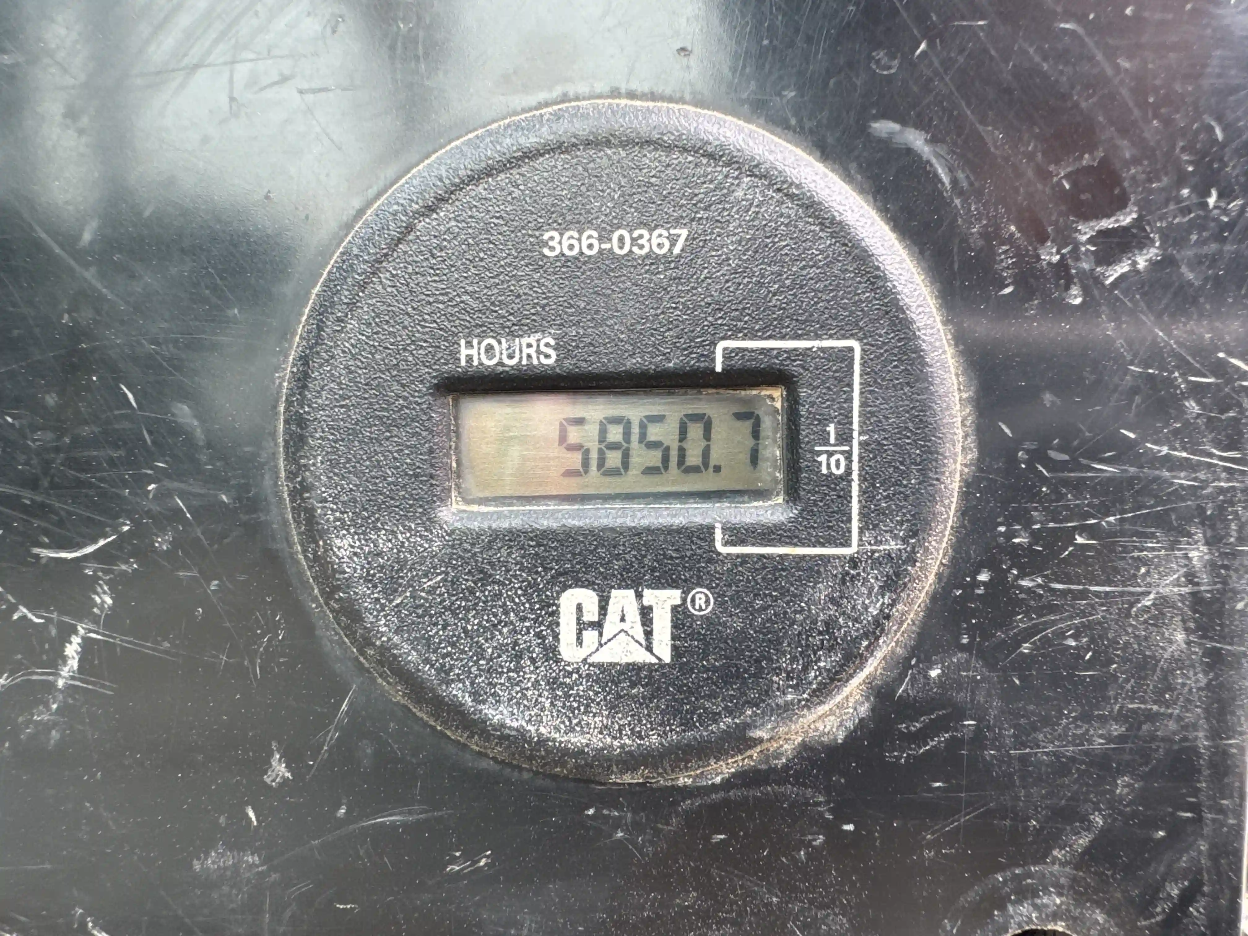 MNX-003-Cat-305.5E2-mini-excavator-inspection-general-hour-meter