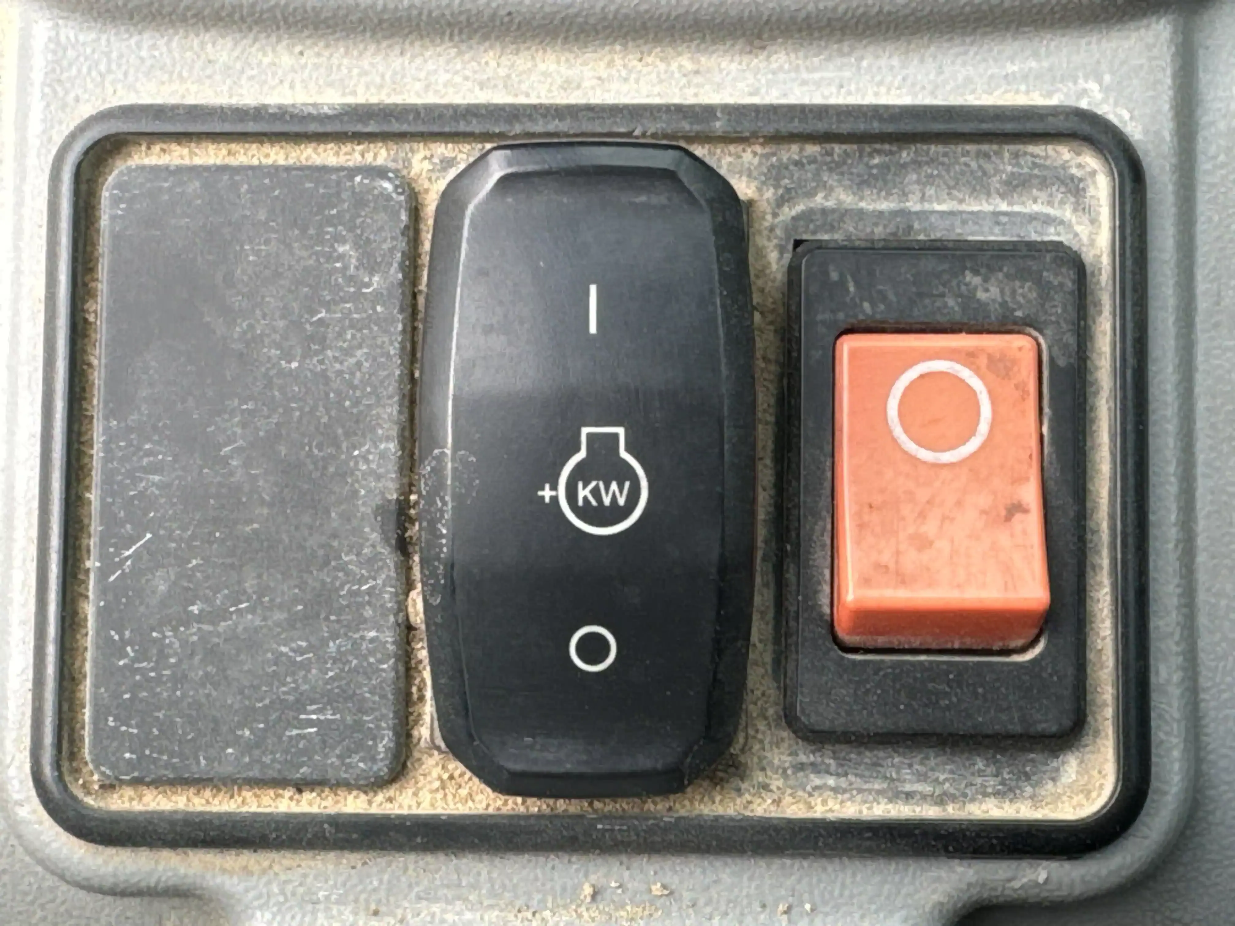 MNX-003-Cat-305.5E2-mini-excavator-inspection-cabin-electronic-instrument-board-2