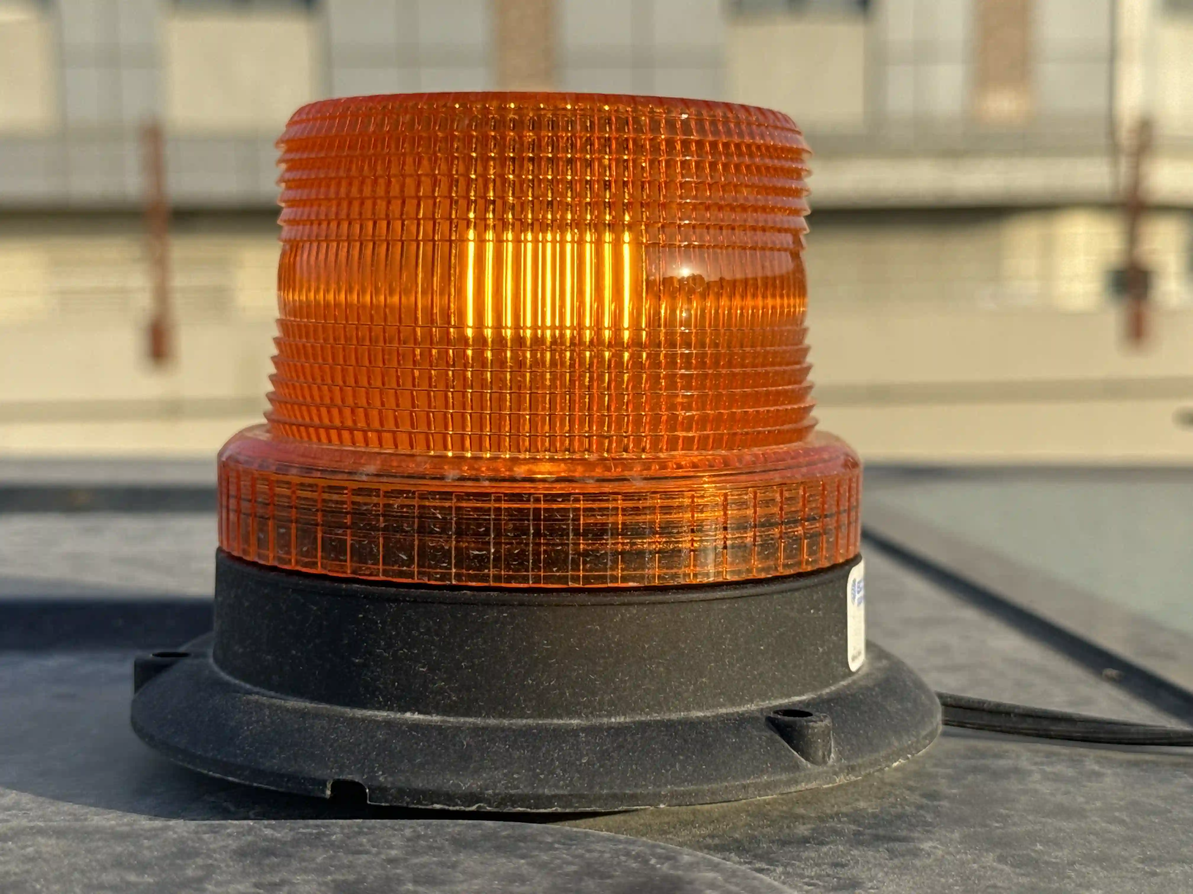 MNX-003-Cat-305.5E2-mini-excavator-inspection-electronics-lights-and-signals-3