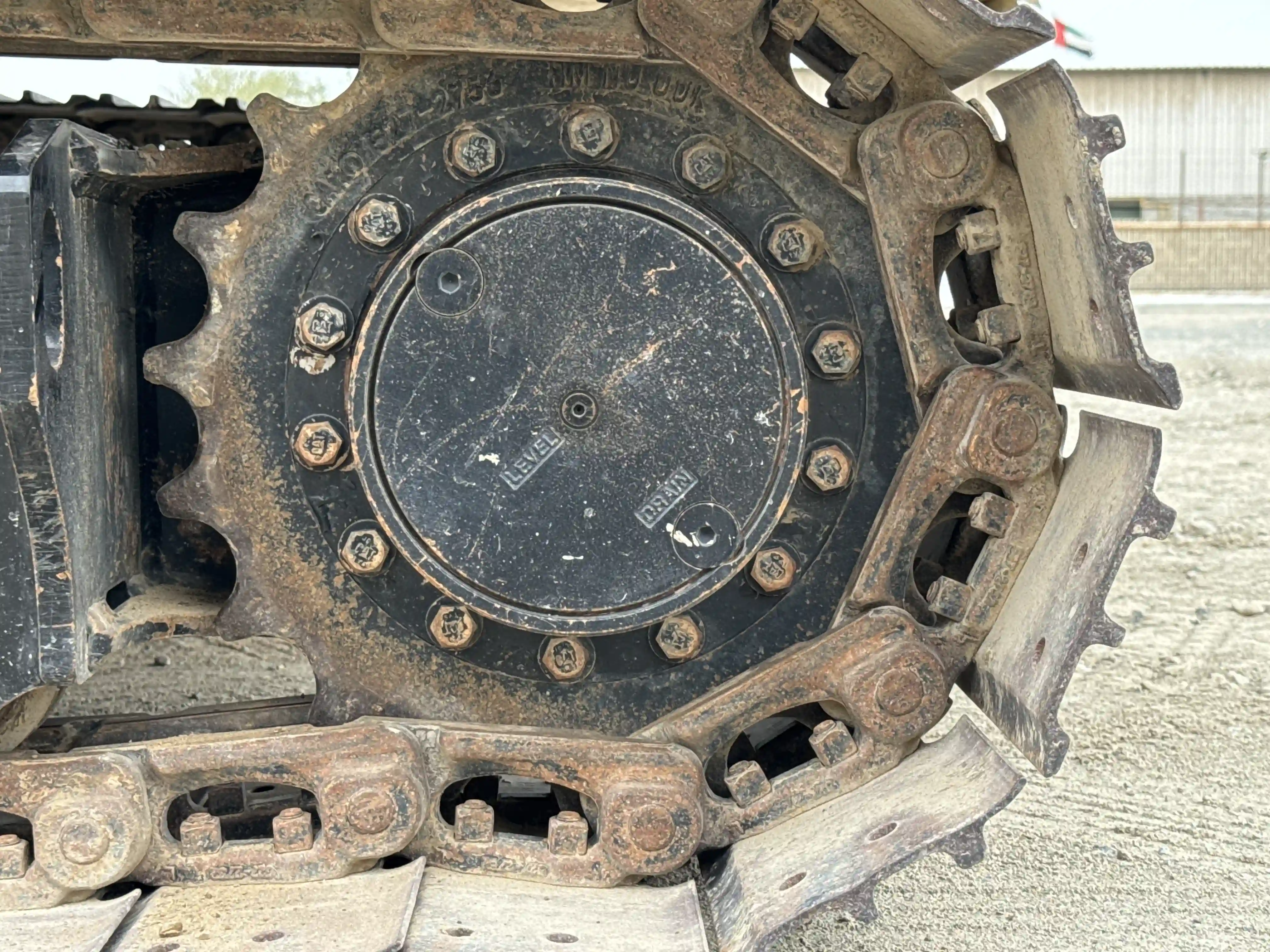 MNX-003-Cat-305.5E2-mini-excavator-inspection-undercarriage-left-sprocket-1