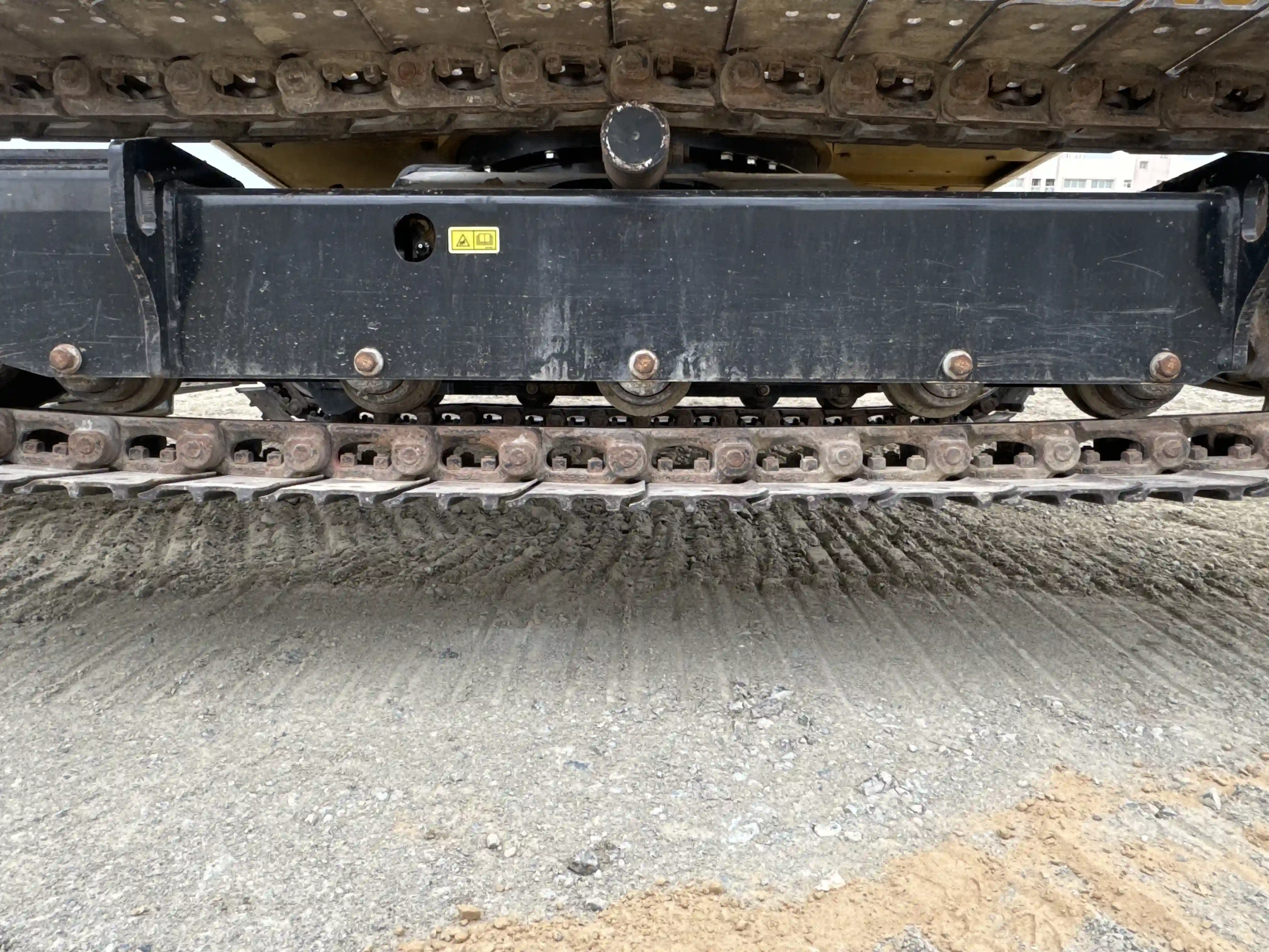 MNX-003-Cat-305.5E2-mini-excavator-inspection-undercarriage-left-track-rollers-1