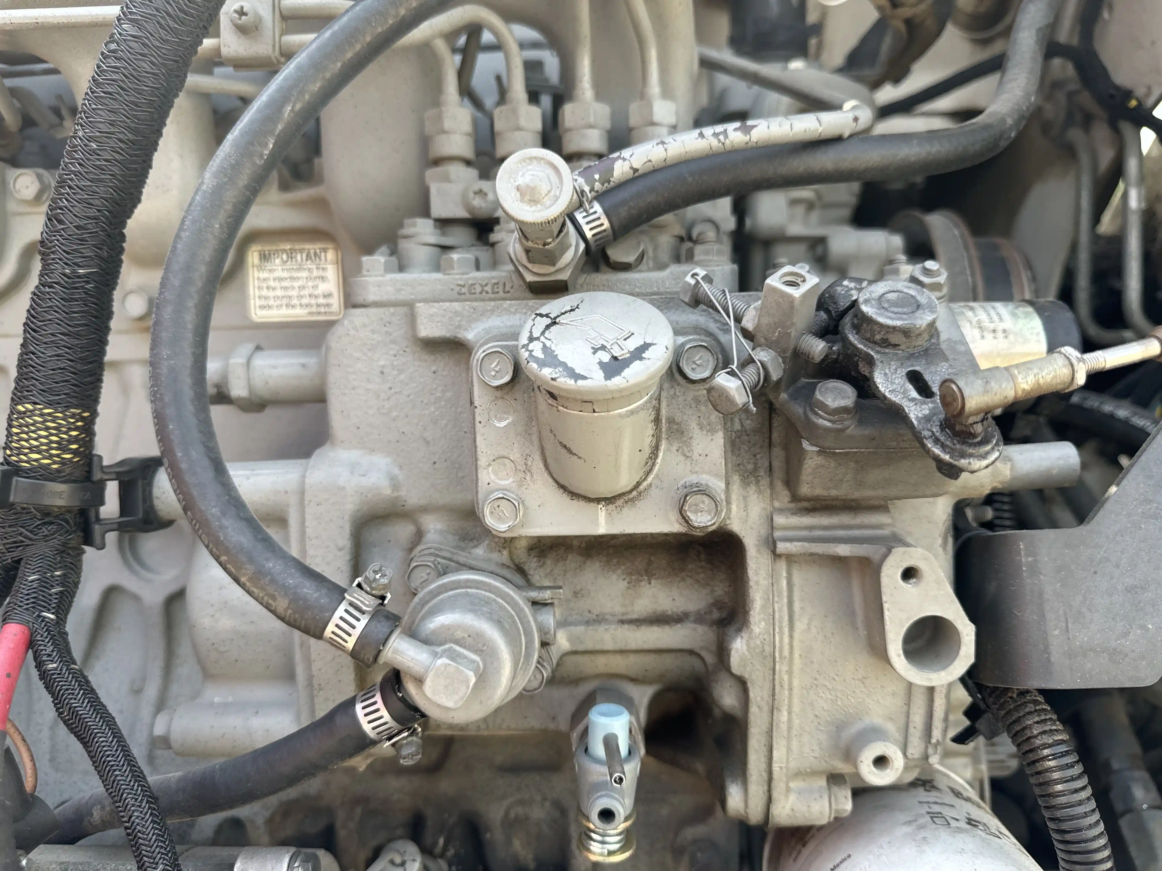 SSL-002-Bobcat-S510-skid-steer-loader-inspection-engine-fuel-leaks-1