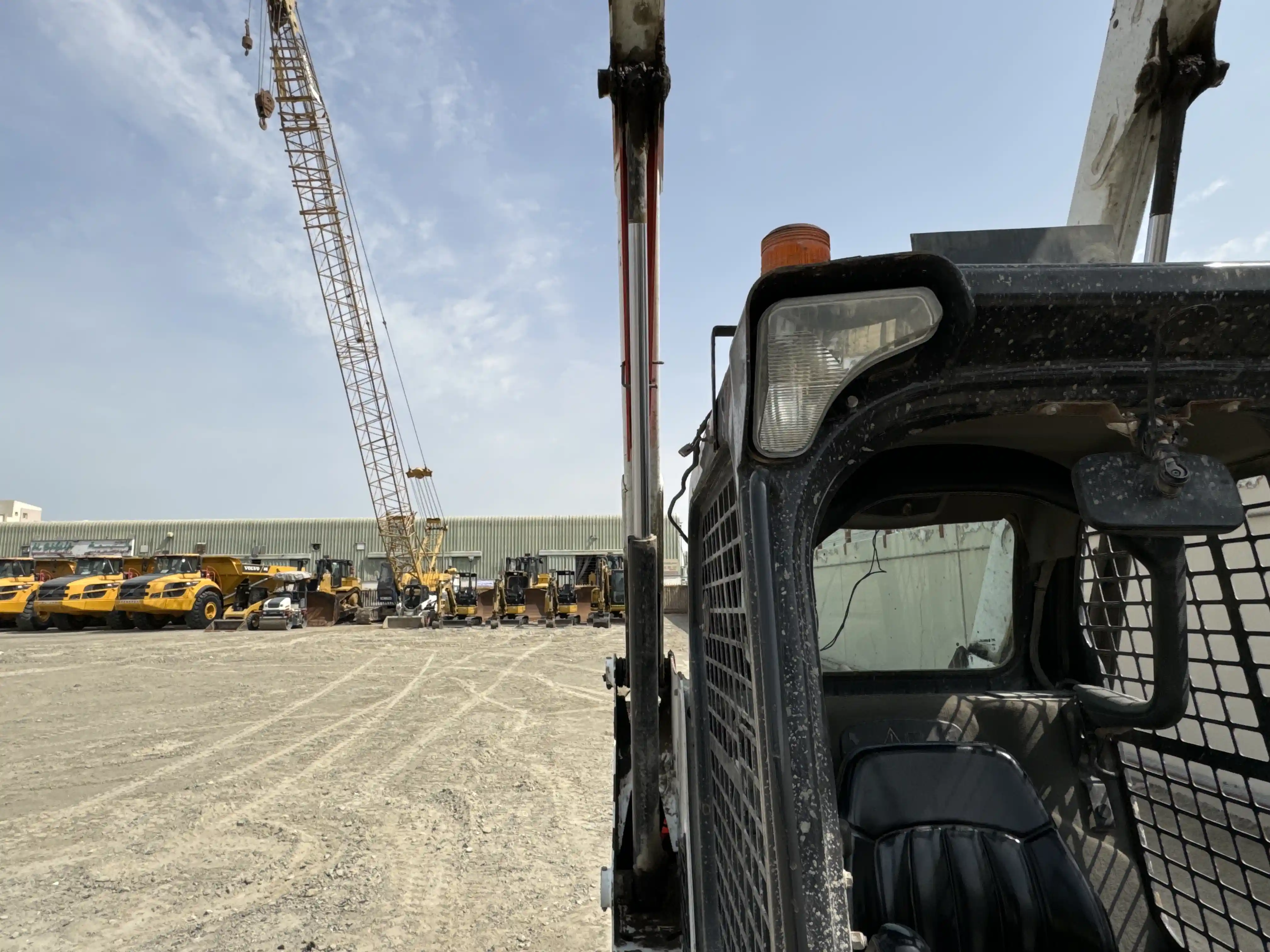 SSL-002-Bobcat-S510-skid-steer-loader-inspection-hydraulics-loader-lift-cylinder-1