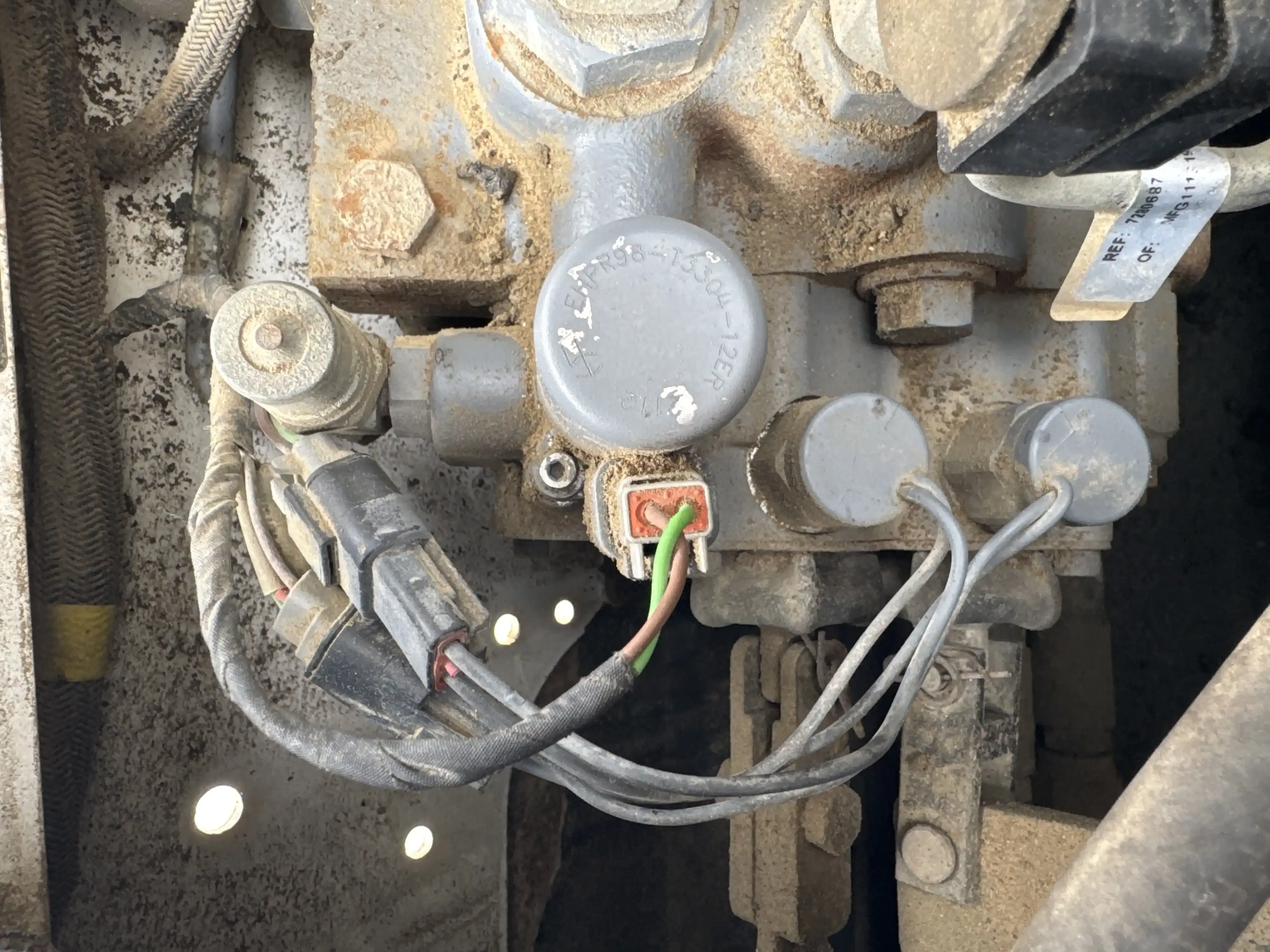 SSL-002-Bobcat-S510-skid-steer-loader-inspection-hydraulics-wiring-harness-1
