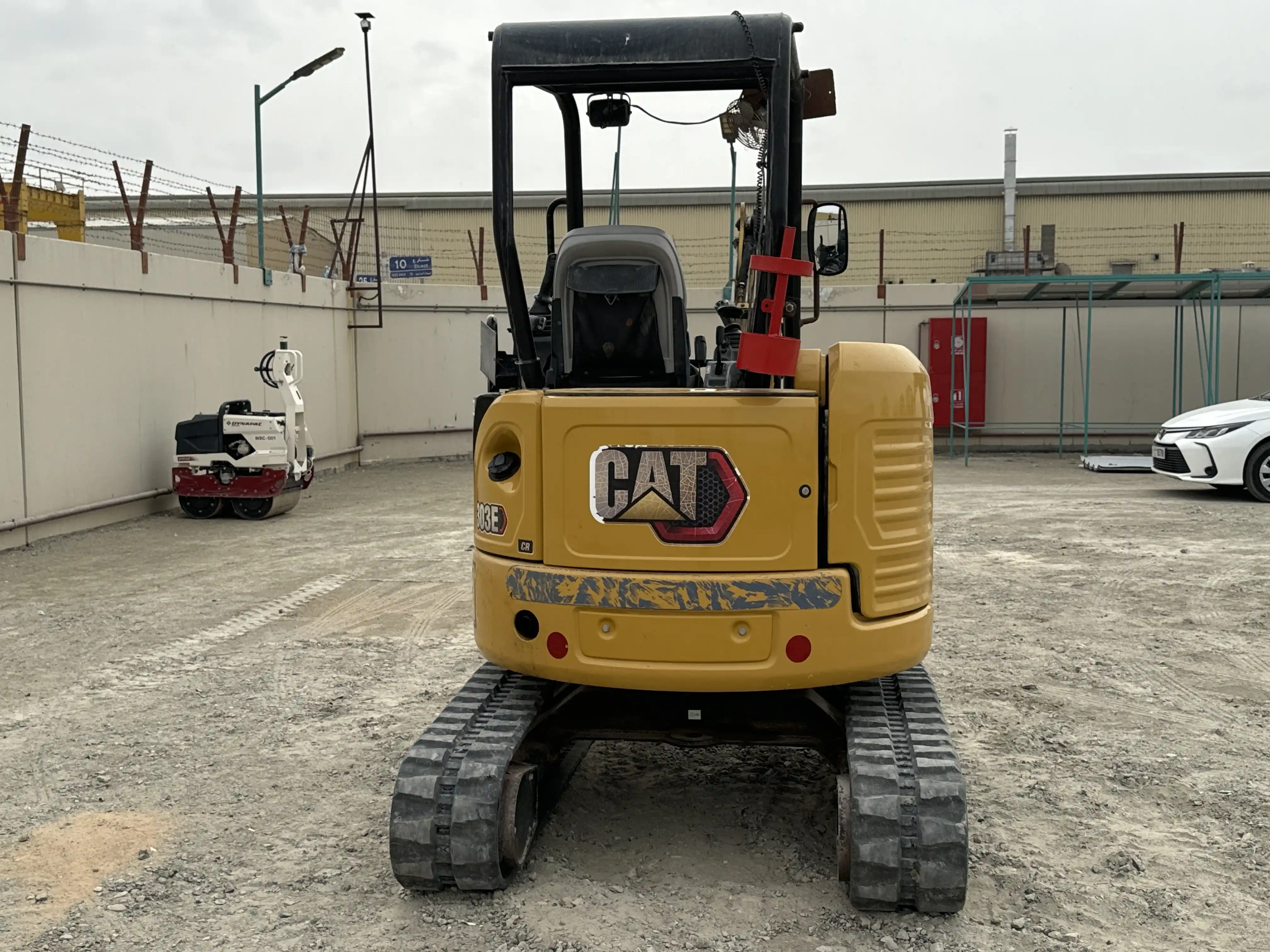 MNX-002-Cat-303E-mini-excavator-inspection-structure-paint-3