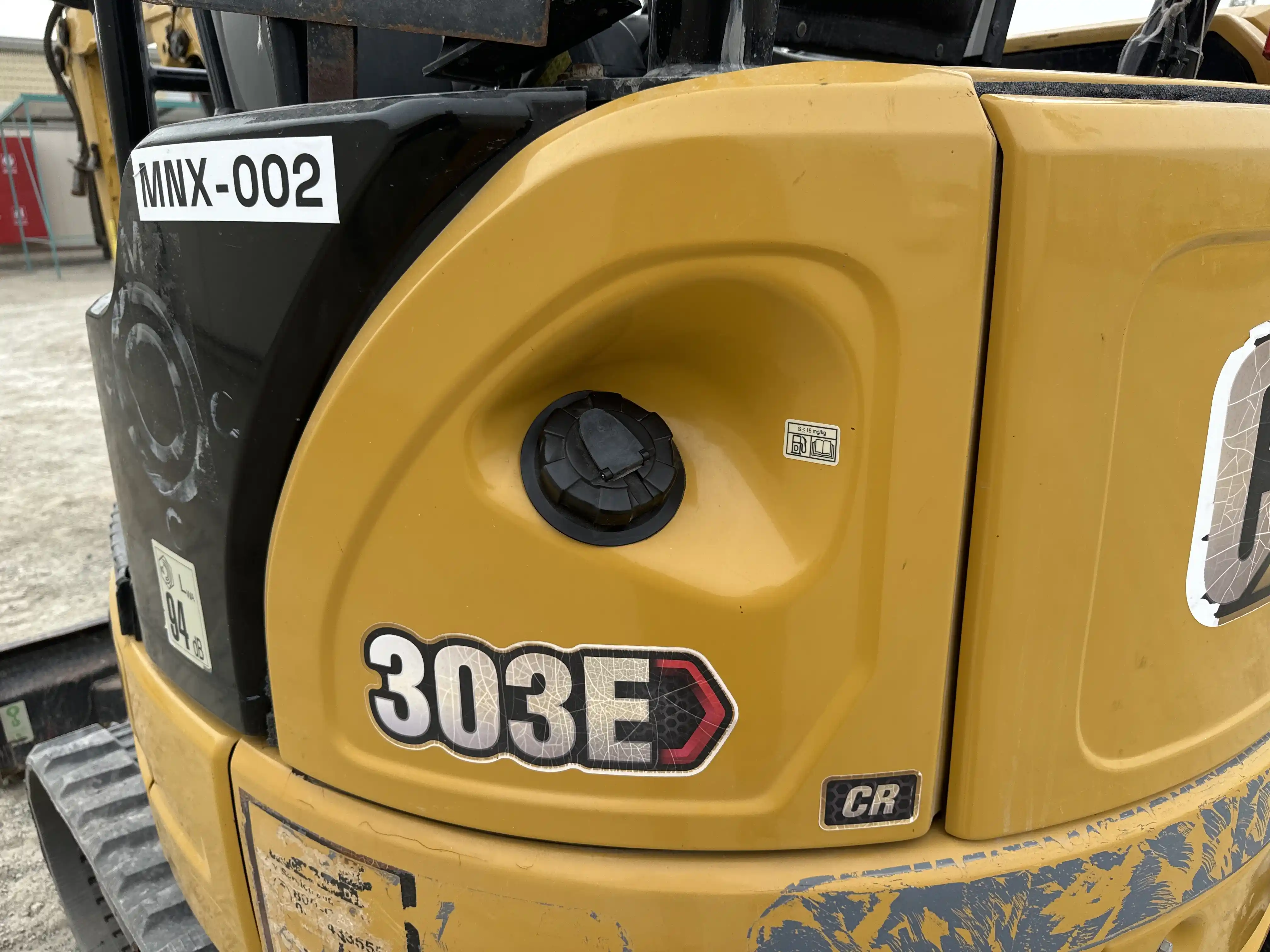 MNX-002-Cat-303E-mini-excavator-inspection-structure-sheet-metal-fiberglass-1