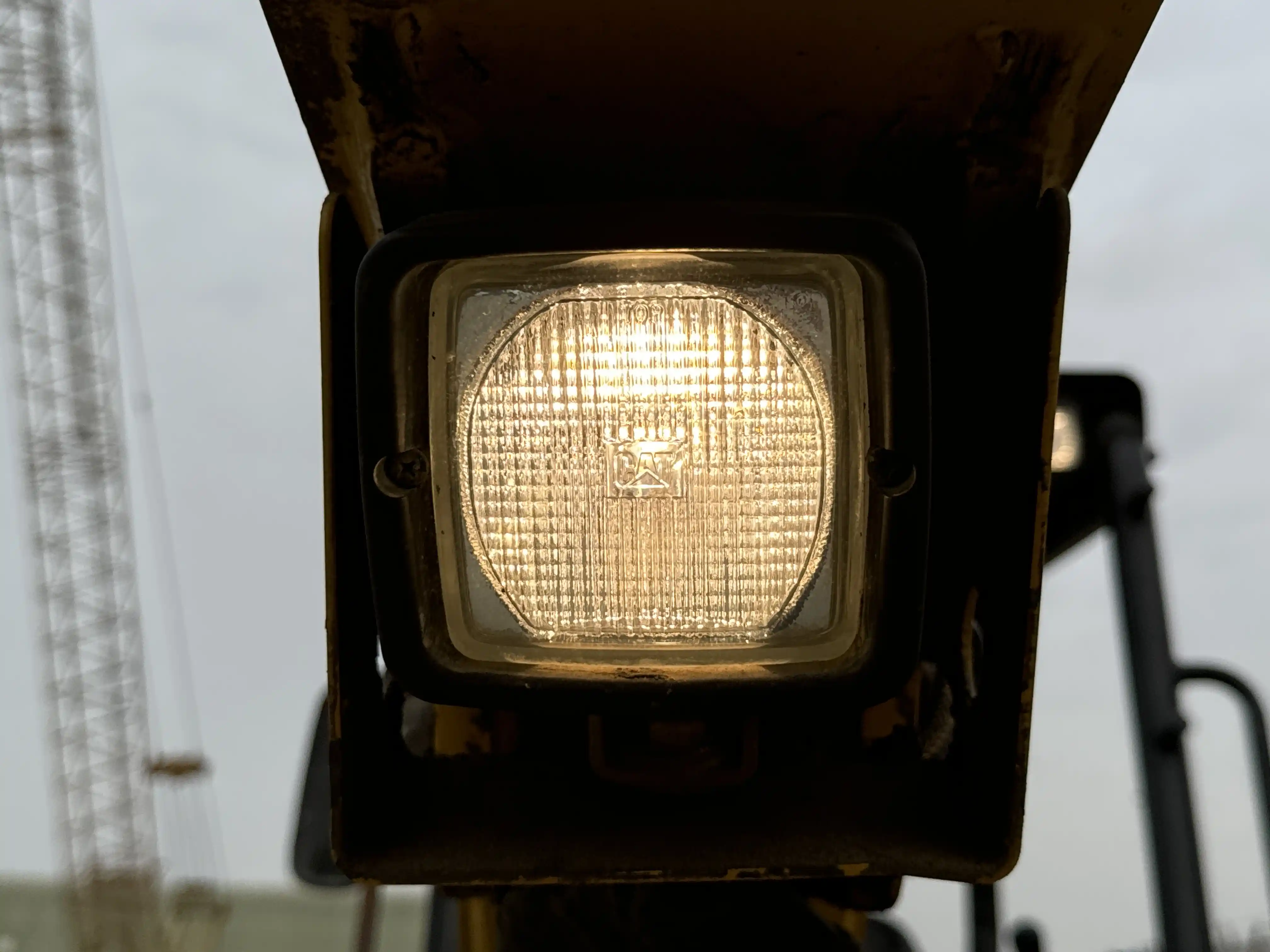 MNX-002-Cat-303E-mini-excavator-inspection-electronics-lights-and-signals-1