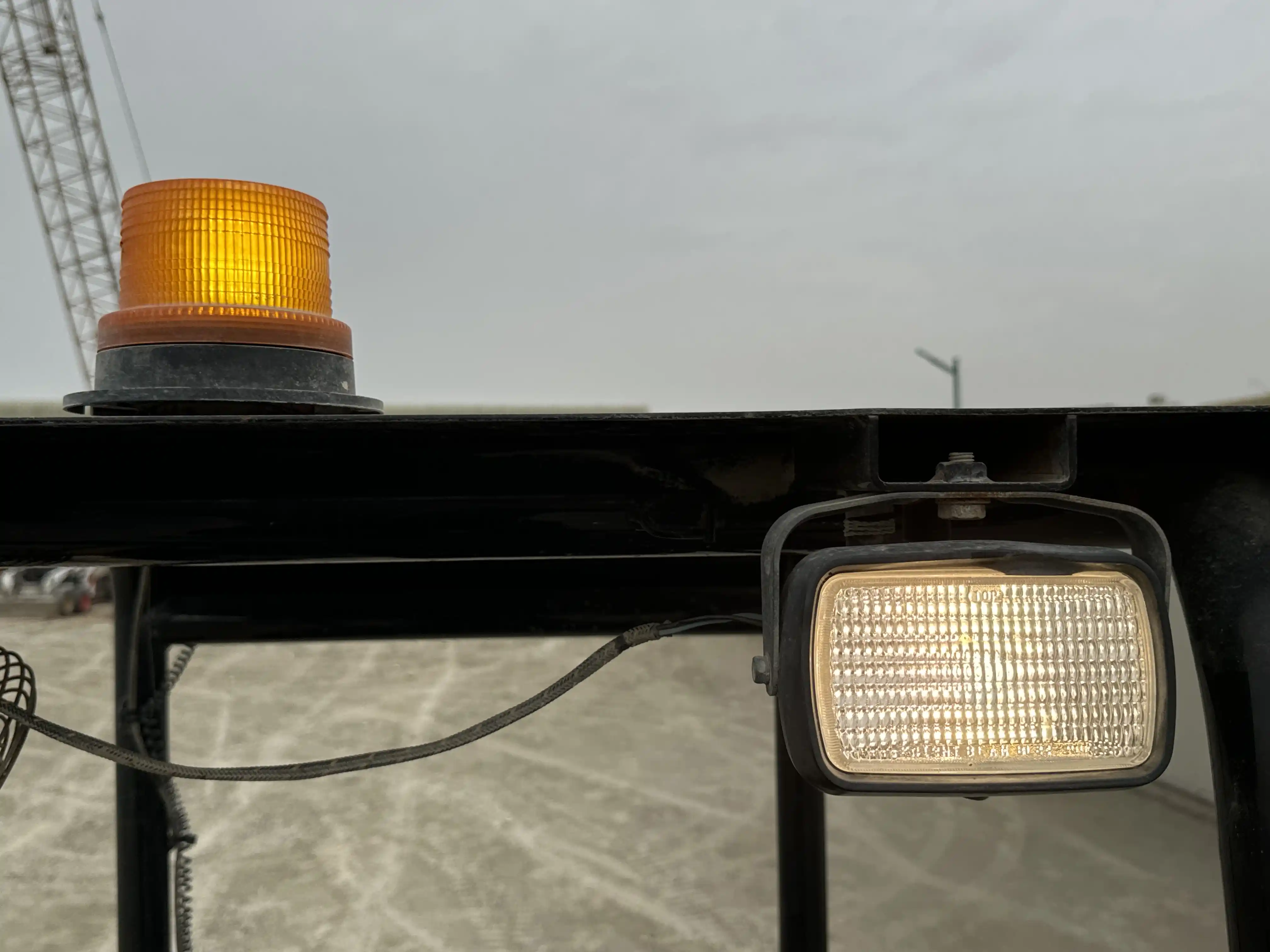 MNX-002-Cat-303E-mini-excavator-inspection-electronics-lights-and-signals-2