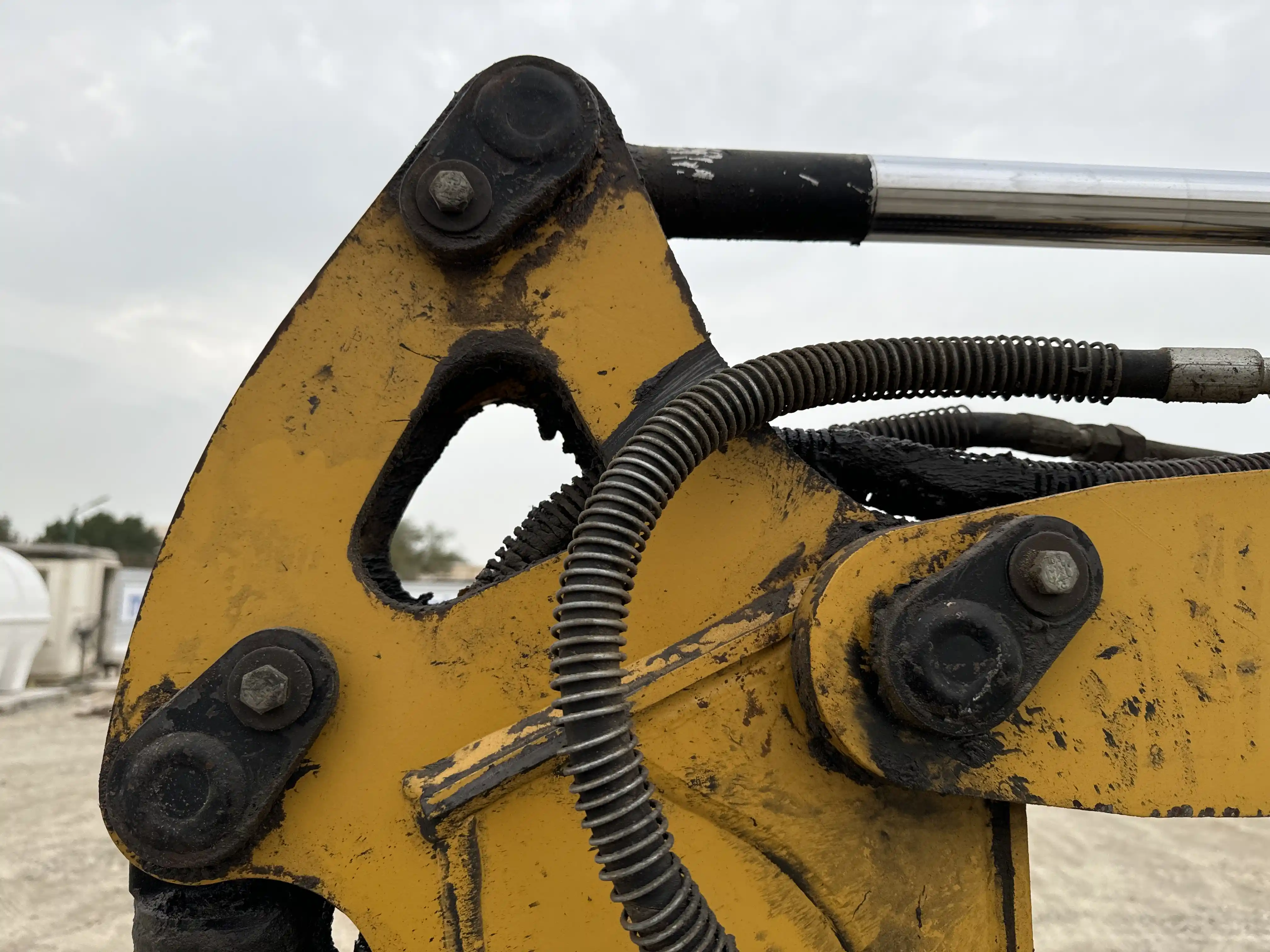MNX-002-Cat-303E-mini-excavator-inspection-chassis-pin-and-bushings-boom-to-stick-2