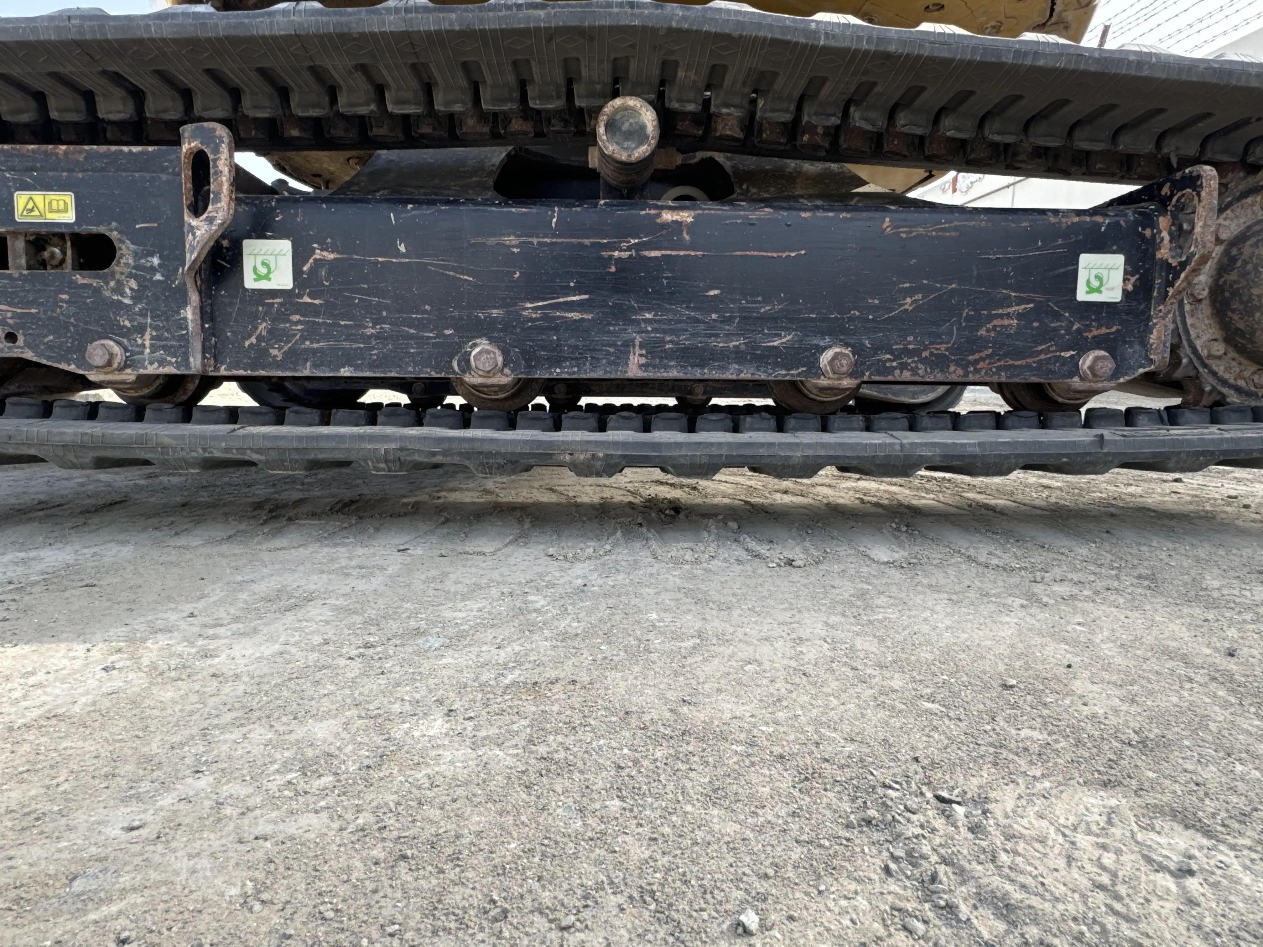 MNX-002-Cat-303E-mini-excavator-inspection-undercarriage-left-track-rollers-1