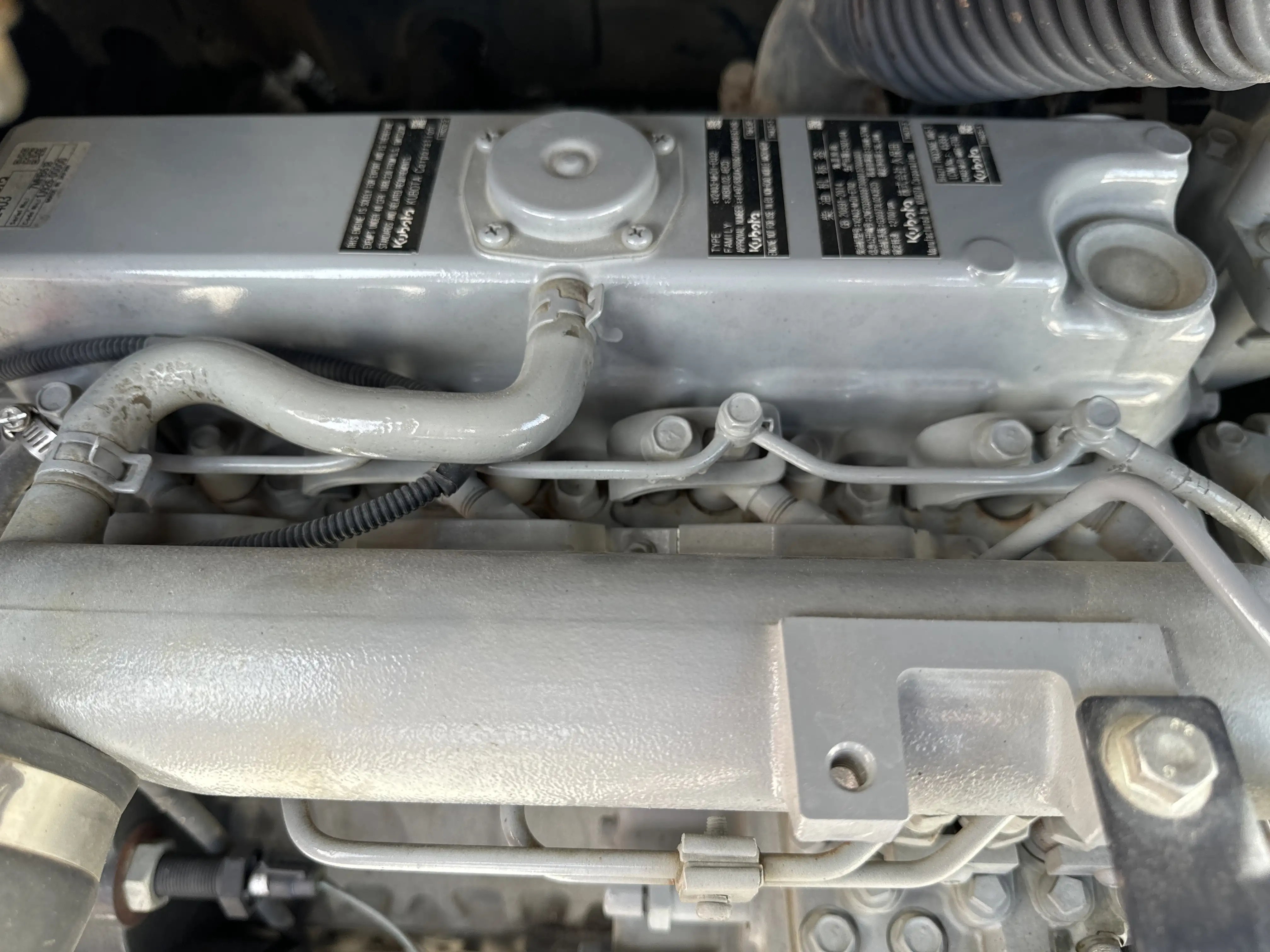 SSL-001-Bobcat-S510-skid-steer-loader-inspection-engine-fuel-leaks-2