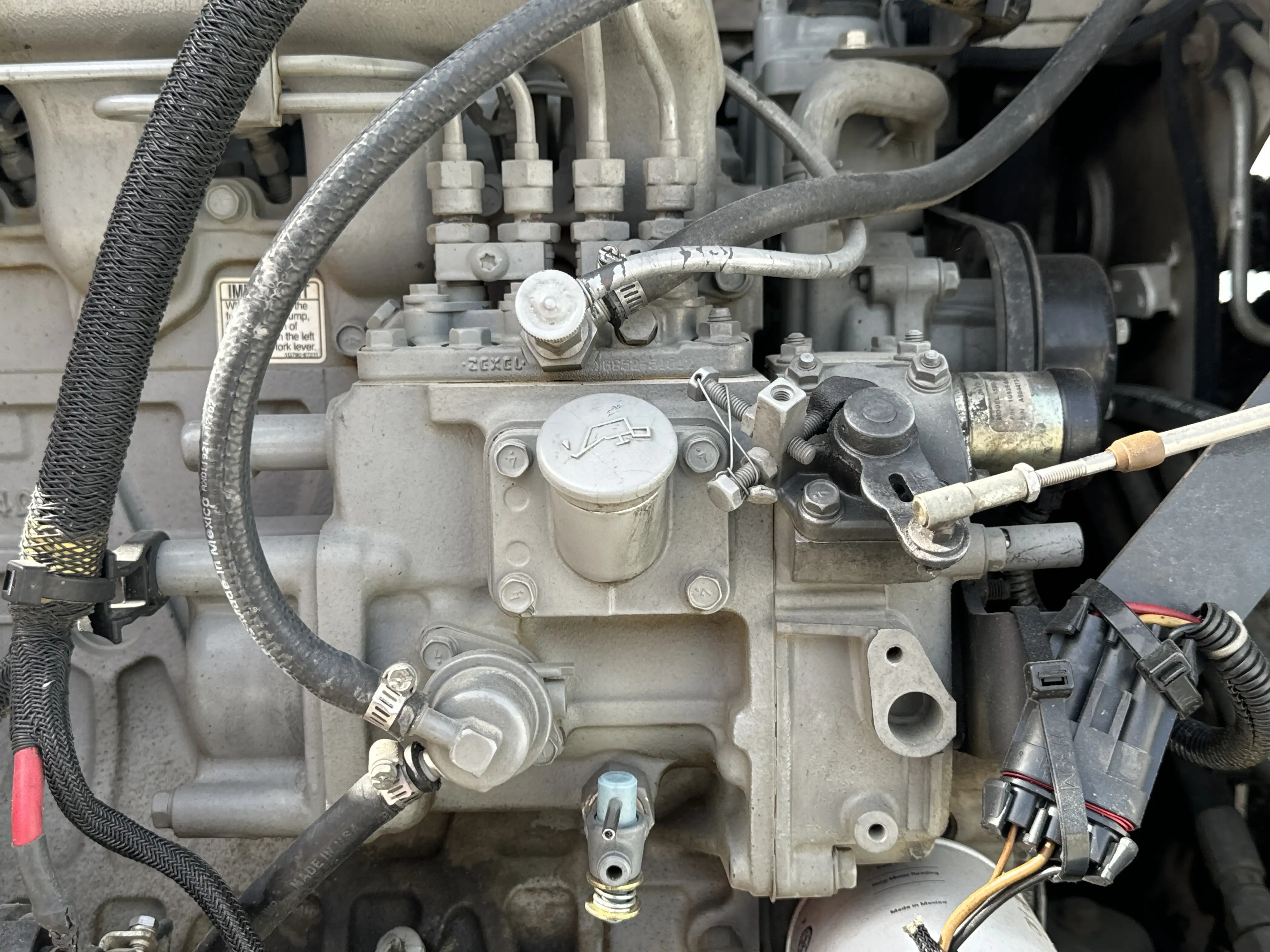 SSL-001-Bobcat-S510-skid-steer-loader-inspection-engine-fuel-leaks-3
