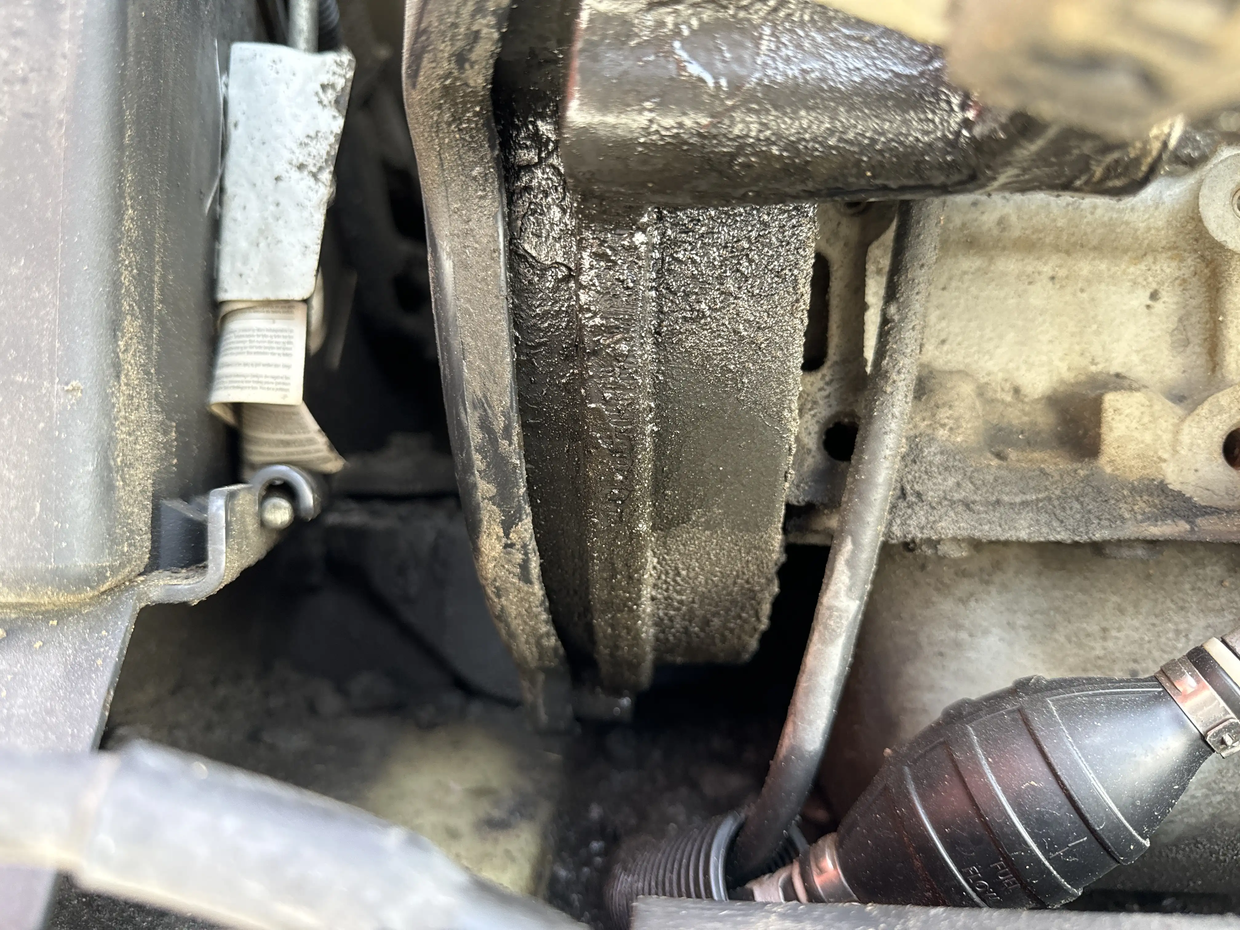 SSL-001-Bobcat-S510-skid-steer-loader-inspection-engine-engine-oil-leaks-1