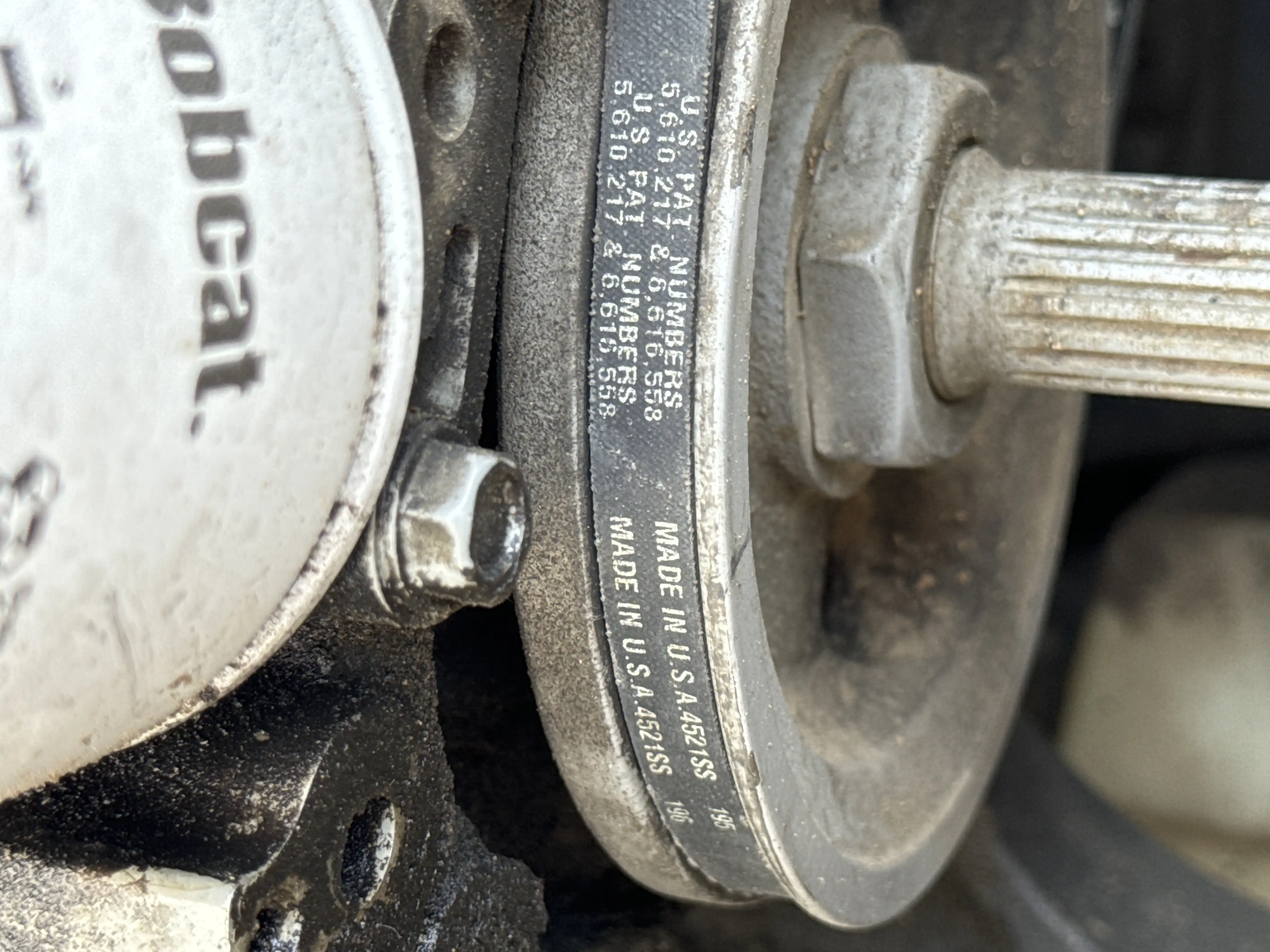 SSL-001-Bobcat-S510-skid-steer-loader-inspection-engine-belts-2