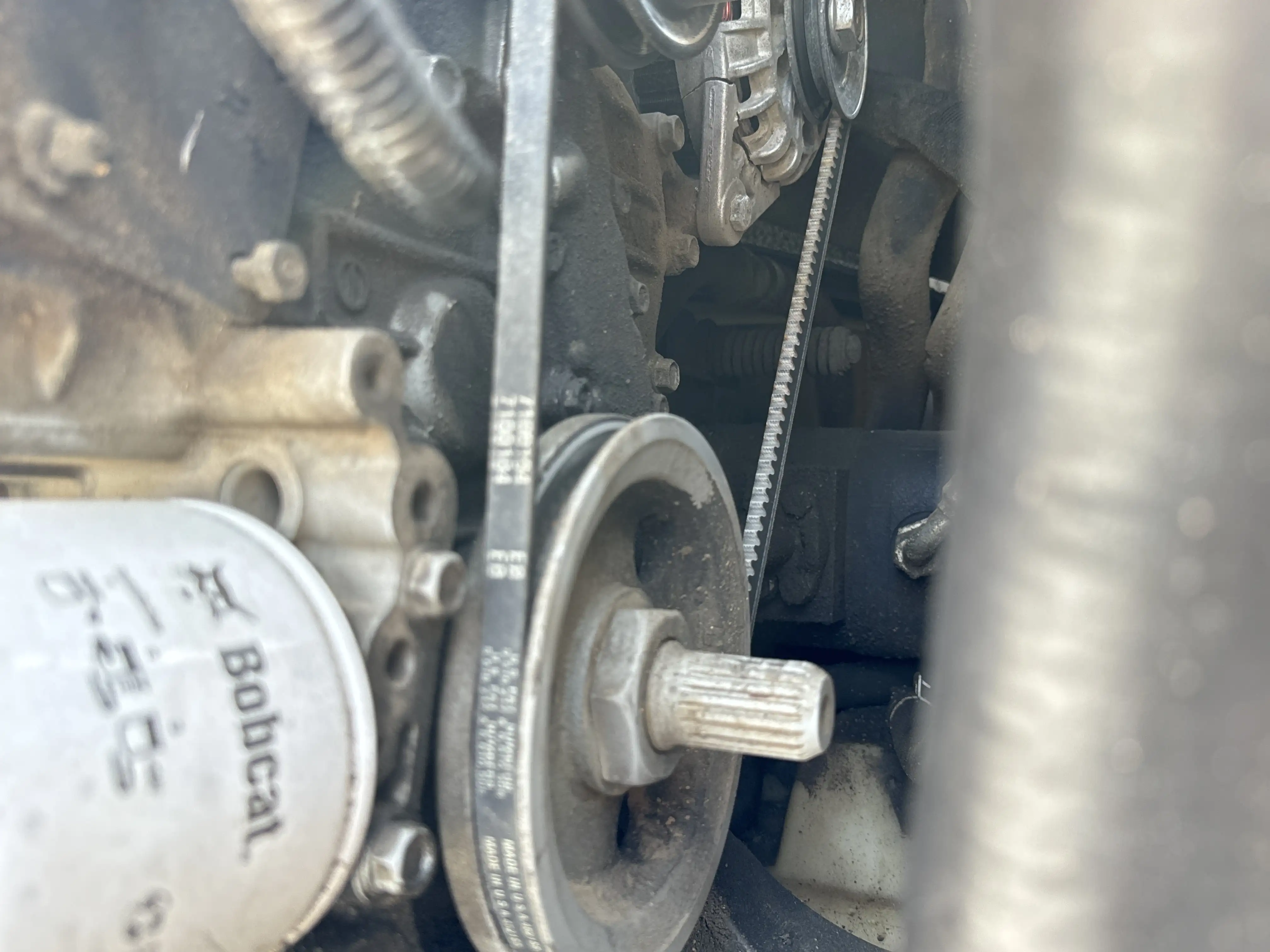 SSL-001-Bobcat-S510-skid-steer-loader-inspection-engine-belts-3